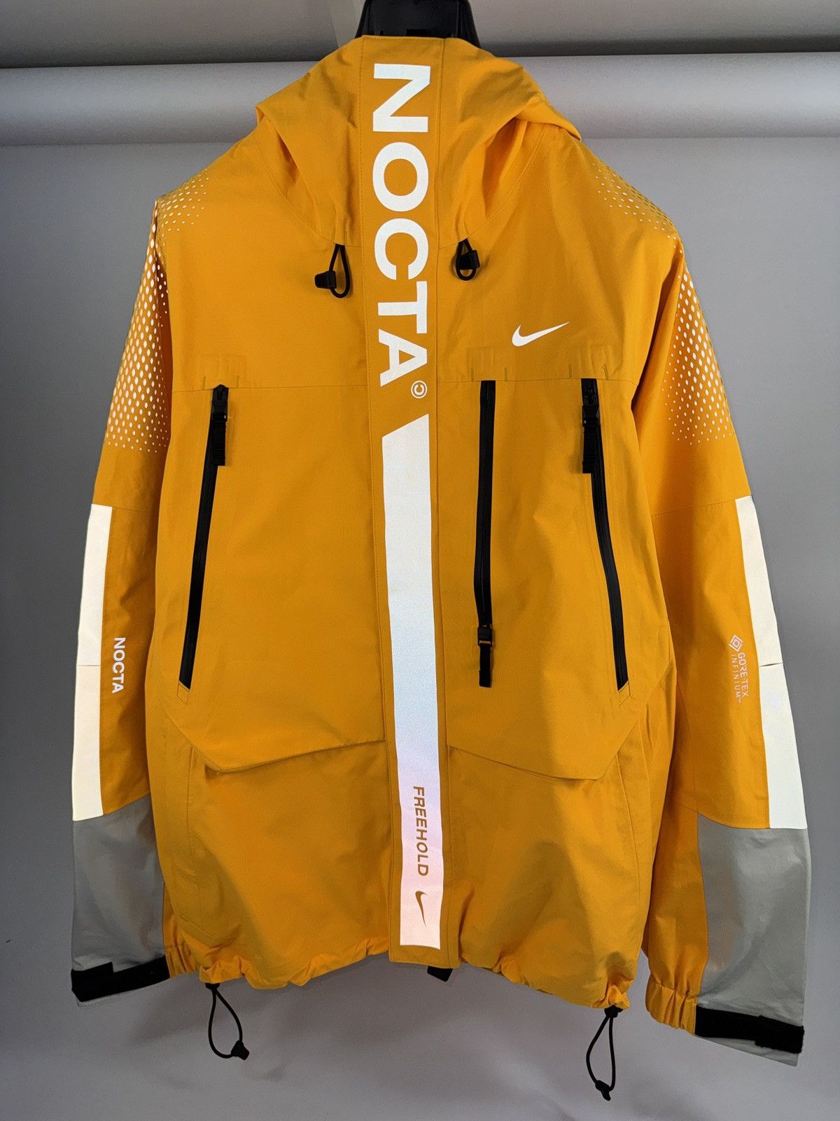 NOCTA × Nike TUNGATEN ALIEN GORE TEX OVERSIZED JACKET (RARE COLOUR-WAY) Size US M / EU 48-50 / 2 - 2 Thumbnail