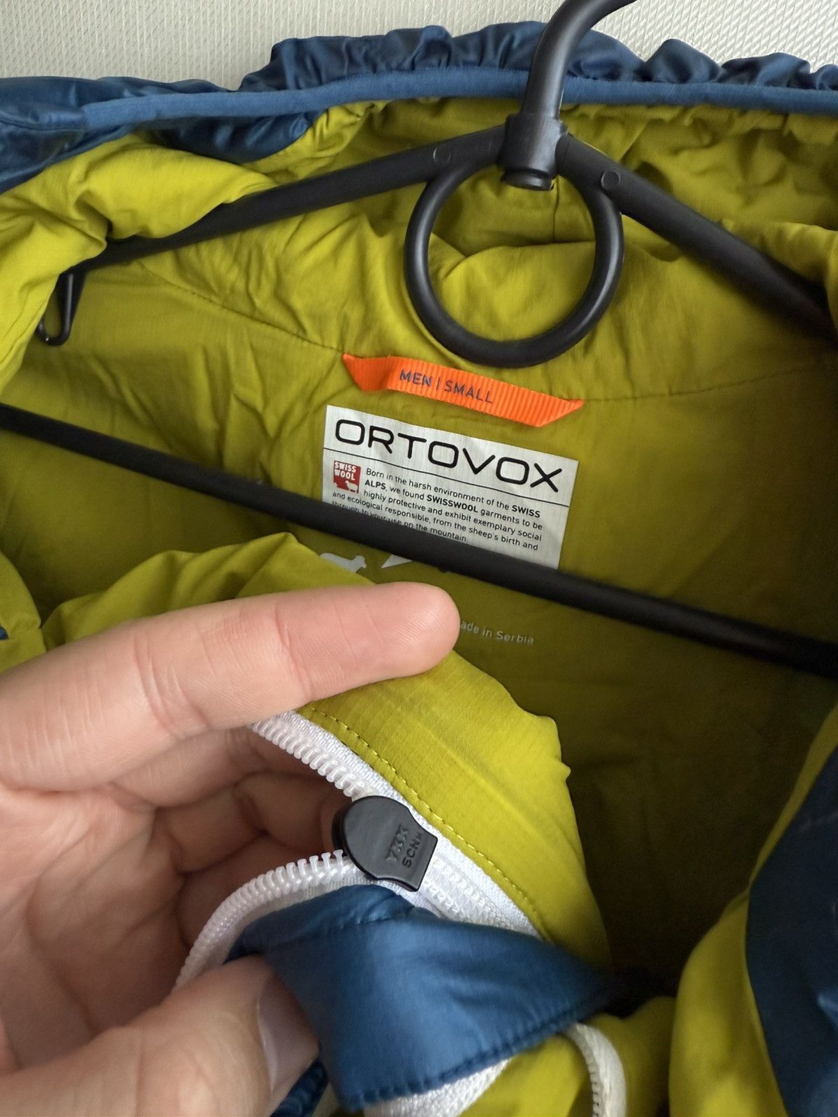 ORTOVOX Ortovox Blue Swisswool Zip Hooded Windbreaker Jacket Light Size US S / EU 44-46 / 1 - 7 Thumbnail