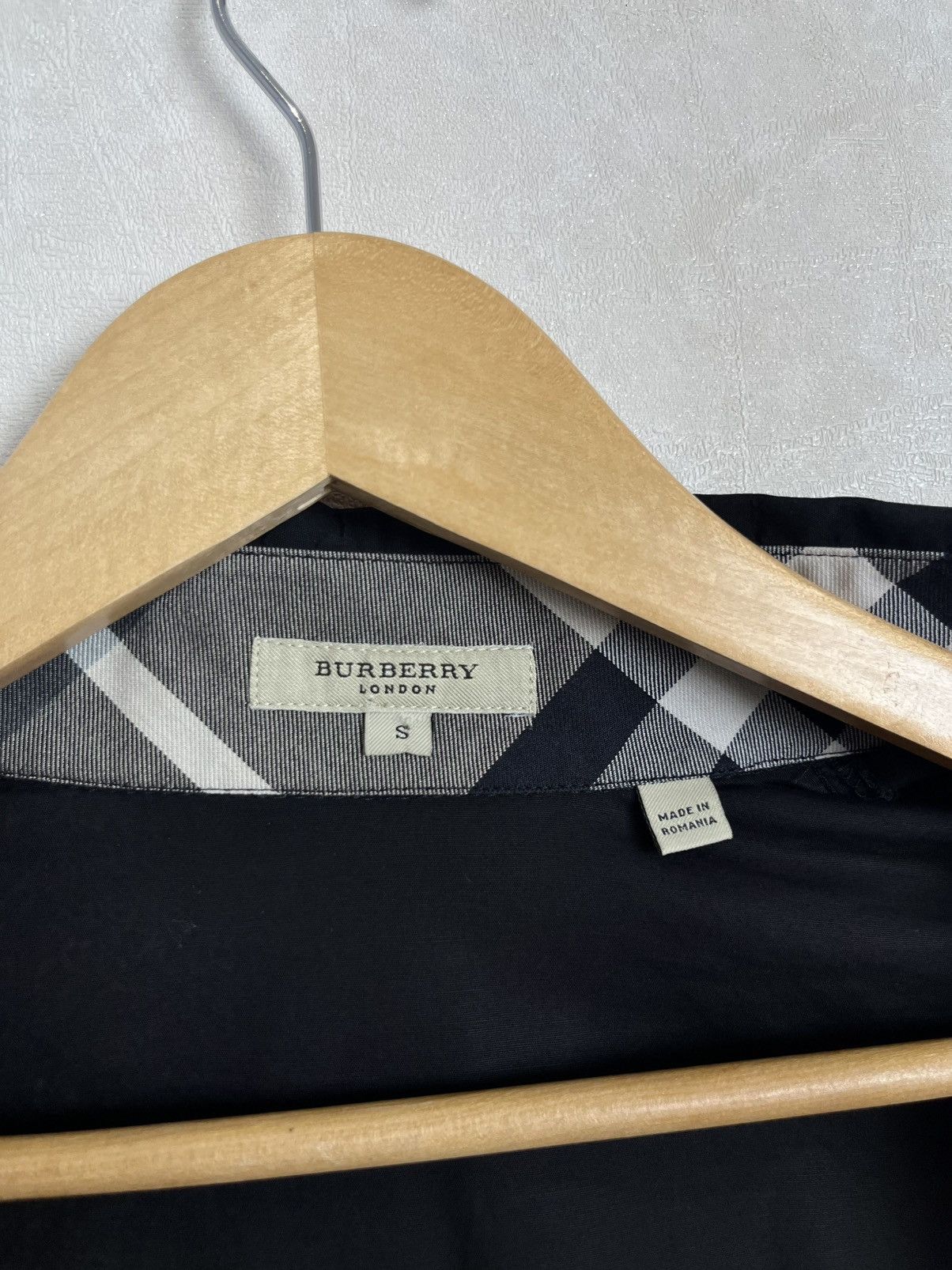 Burberry Burberry Nova Check Black Shirt Size S / US 4 / IT 40 - 5 Thumbnail