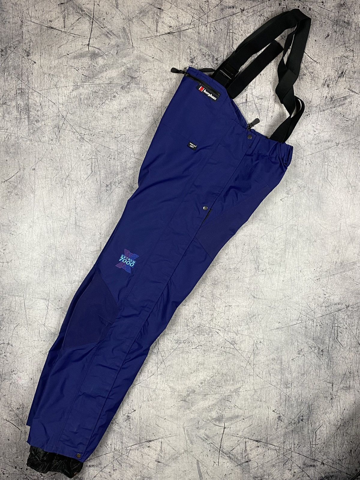 Berghaus Vintage Berghaus Extreme 7000 Gore Tex Ski Pants Size US 31 - 16 Thumbnail