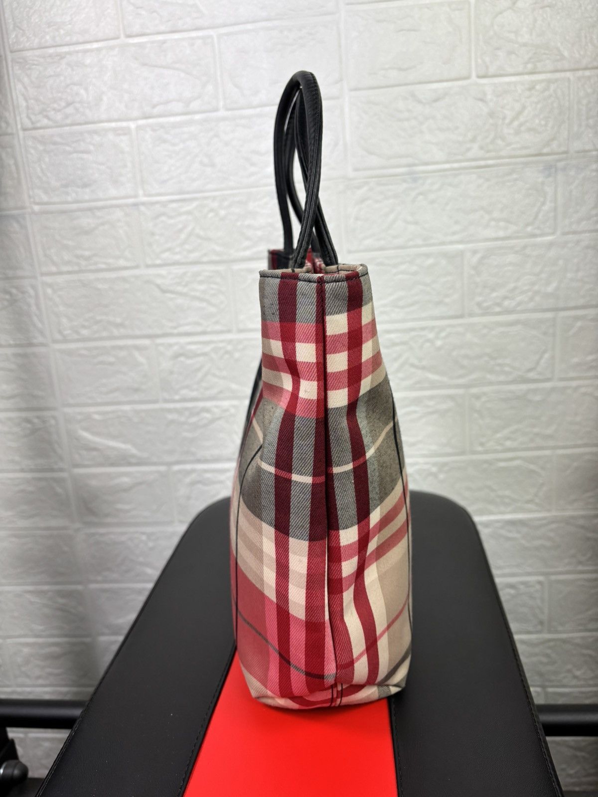 Burberry BURBERRY Nova Check Hand Bag Canvas Red Size ONE SIZE - 4 Thumbnail