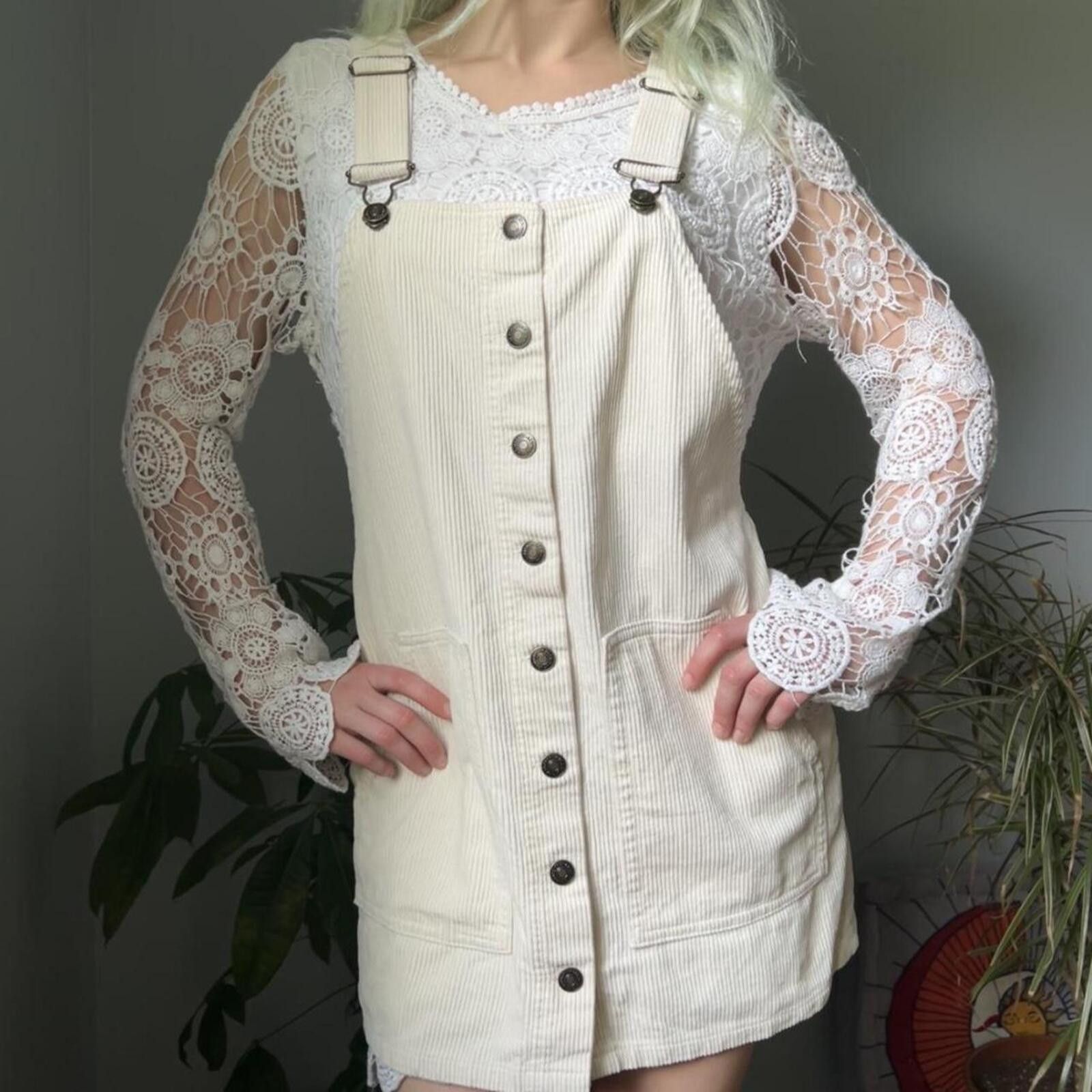 Forever 21 Forever 21 Women's Cream Overall Dress Size M / US 6-8 / IT 42-44 - 4 Thumbnail