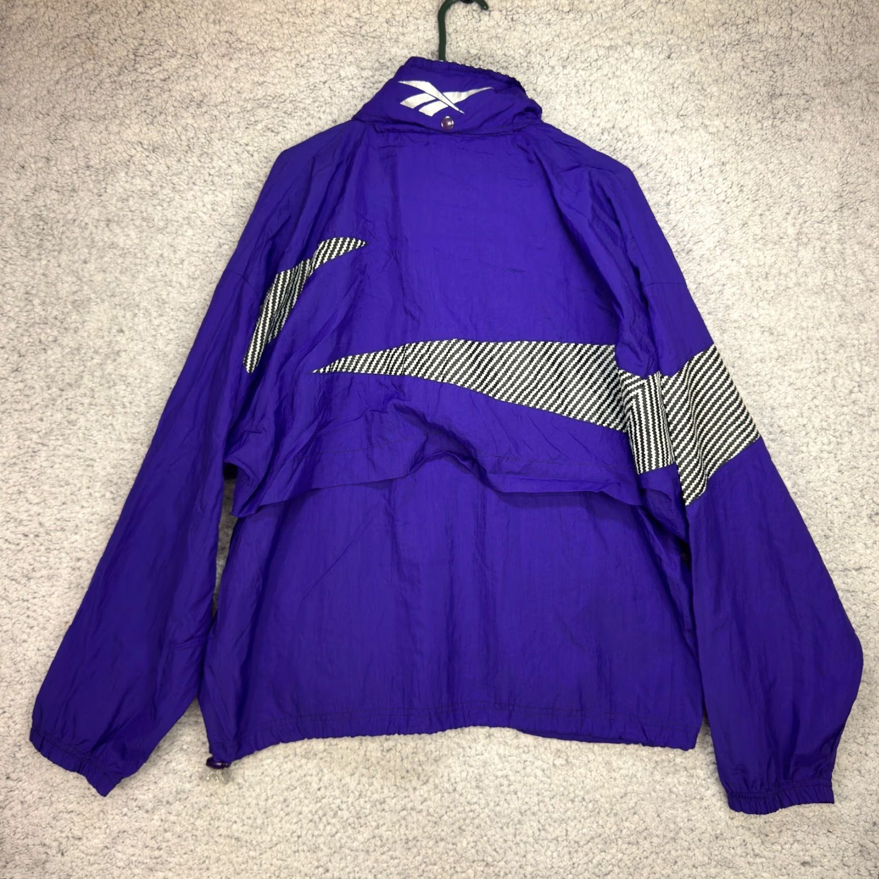 Reebok VINTAGE Reebok Windbreaker Pullover 1/2 Zip Nylon Purple White M Mens Jacket 80s 90s Streetwear Size US M / EU 48-50 / 2 - 4 Thumbnail