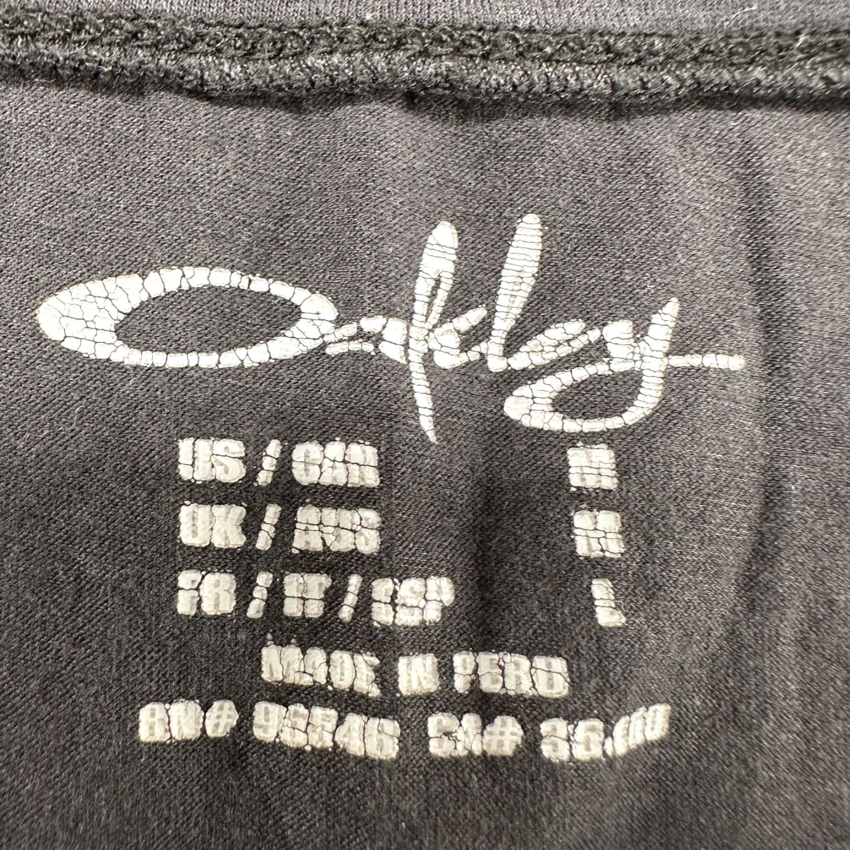 Oakley VINTAGE Oakley Shirt Womens M Black Grey Swirl AOP Spellout Cyber Tech Logo Y2K Shirt Womens M Black Grey Swirl AOP Spellout Cyber Tech Logo Y2K Size M / US 6-8 / IT 42-44 - 2 Thumbnail