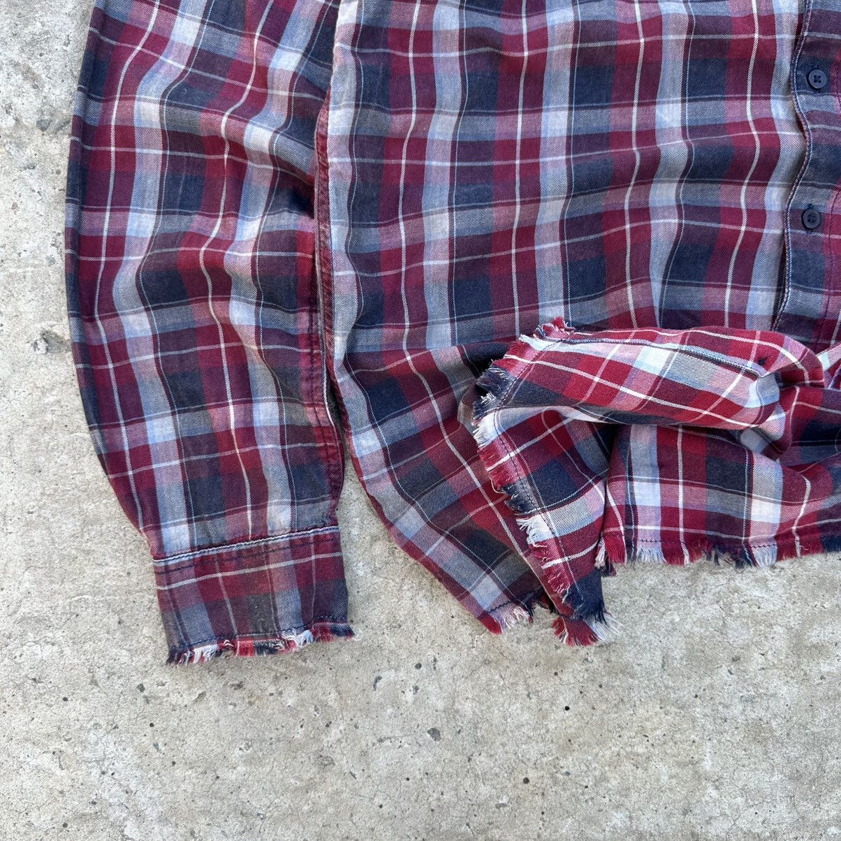 tigha Vintage Japanese Style Tigha Button Up Shirt Grunge Wetsern Size US L / EU 52-54 / 3 - 4 Thumbnail