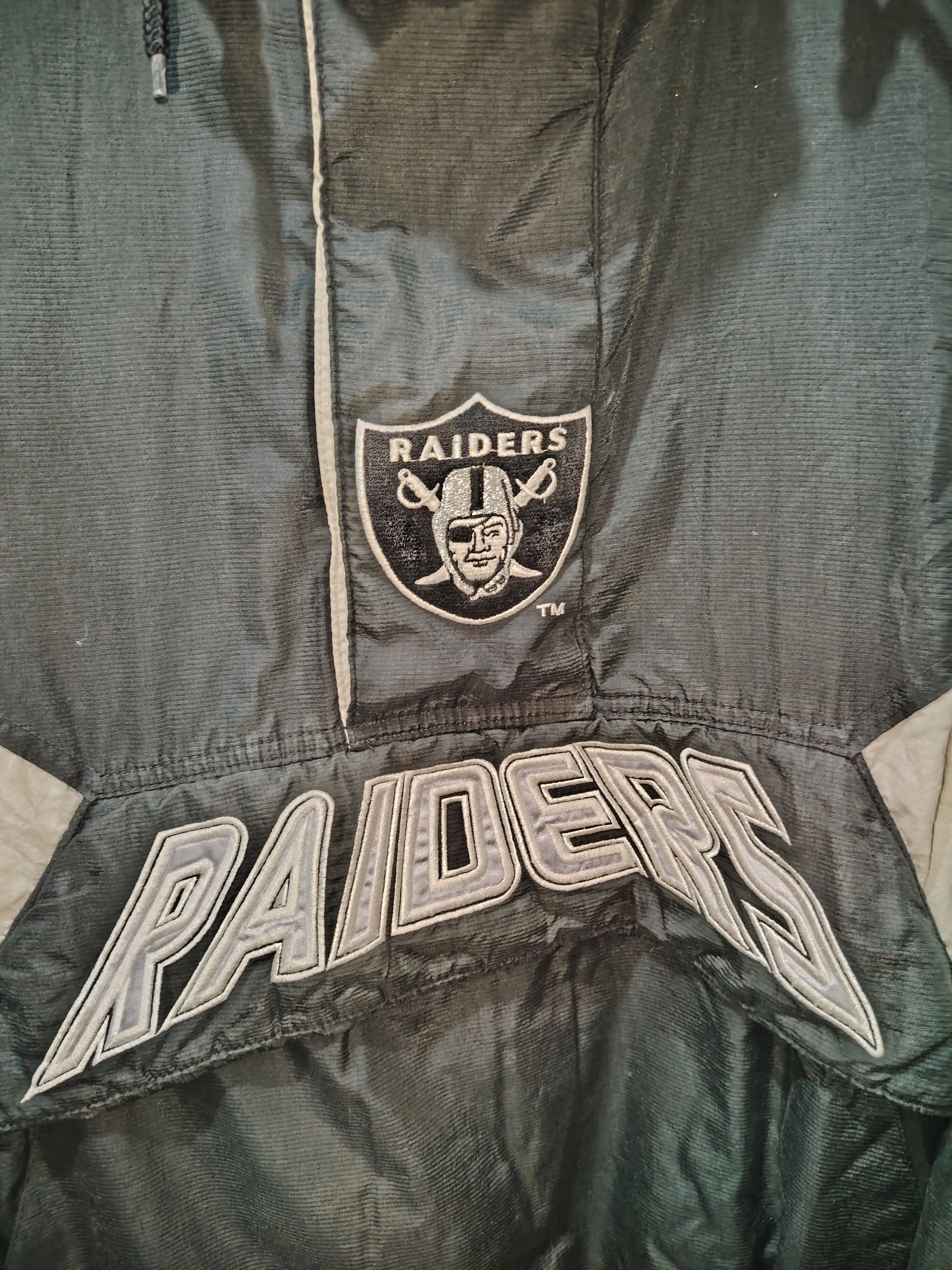 Vintage Vintage 1990's Oakland Raiders Jacket Size US M / EU 48-50 / 2 - 5 Thumbnail