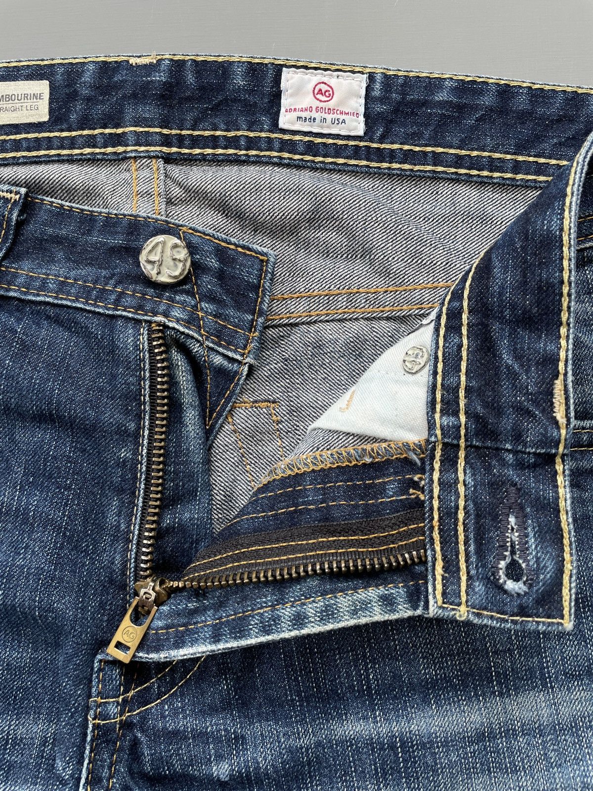 AG Adriano Goldschmied AG Adriano Goldschmied Straight Leg Jeans (P122) Size US 31 - 7 Thumbnail