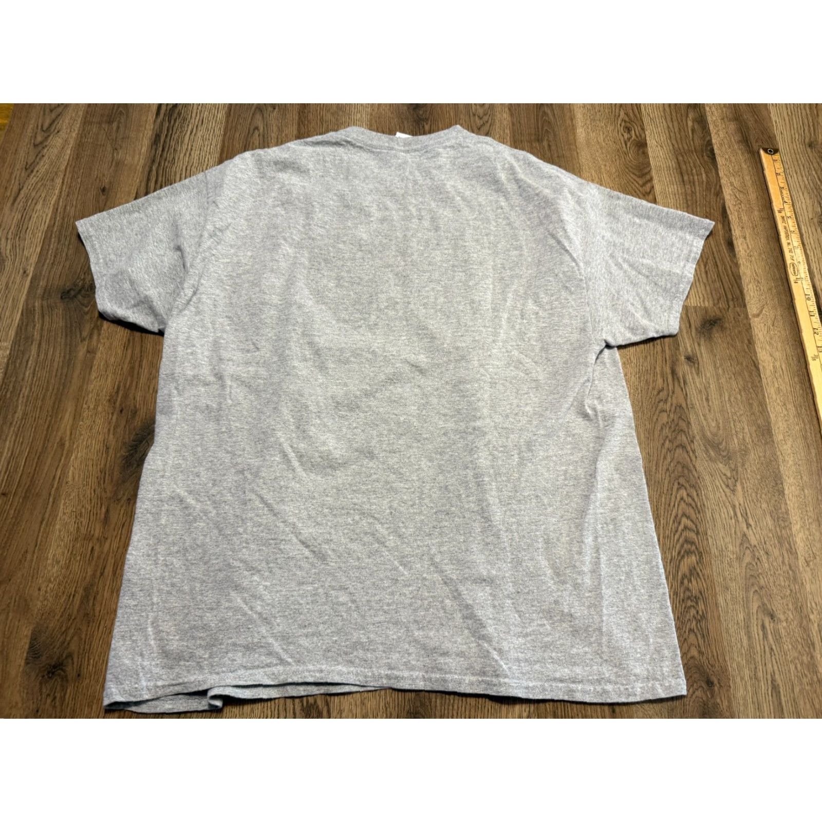 Gildan Gildan Shirt Mens XL Grey Red Blue "Grandpa is my name spoiling is my game" - T-Shirt - Regular - Cotton - Crew Neck - Short Sleeve - Gray - Men Size US XL / EU 56 / 4 - 2 Thumbnail