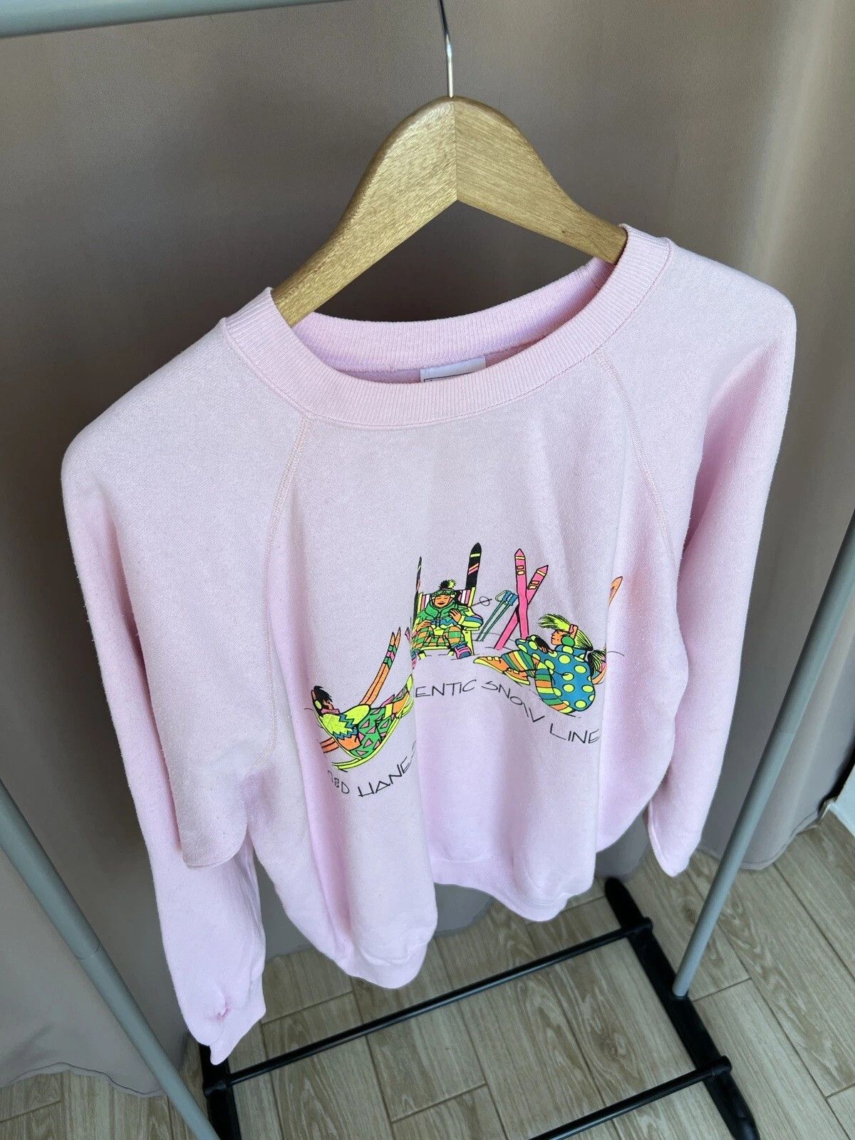 Hanes Hanes Authentic Snow Line Logo Sweatshirt Mens Size XL Size US XL / EU 56 / 4 - 5 Thumbnail