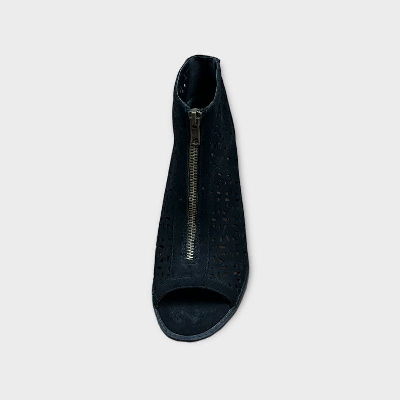 Nordstrom Report | Vegan Suede Zucchini Booties | Size 8.5 Size US 8.5 / IT 38.5 - 3 Thumbnail