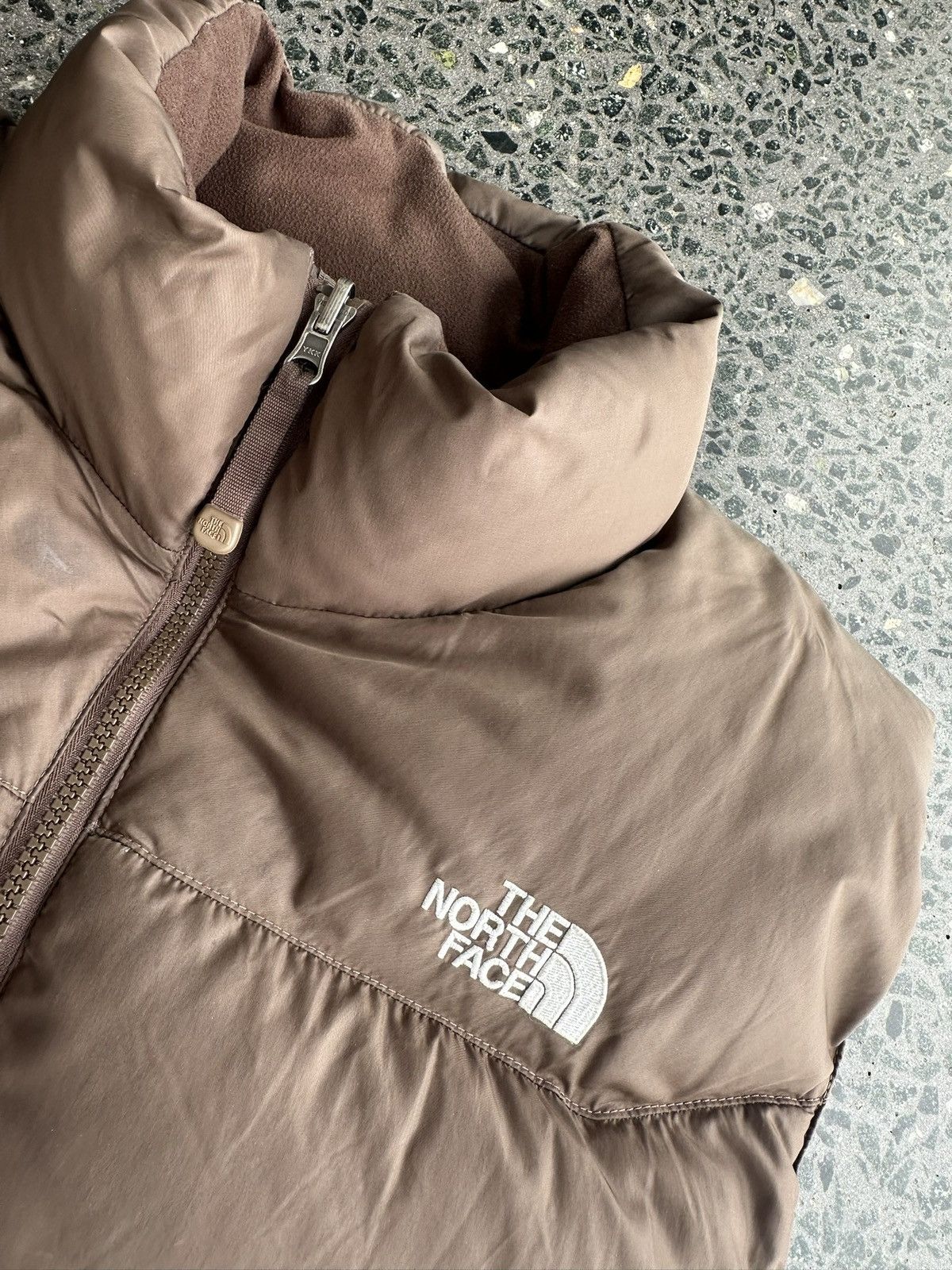 The North Face The North Face Puffer Vest 550 Brown Size US XL / EU 56 / 4 - 3 Thumbnail