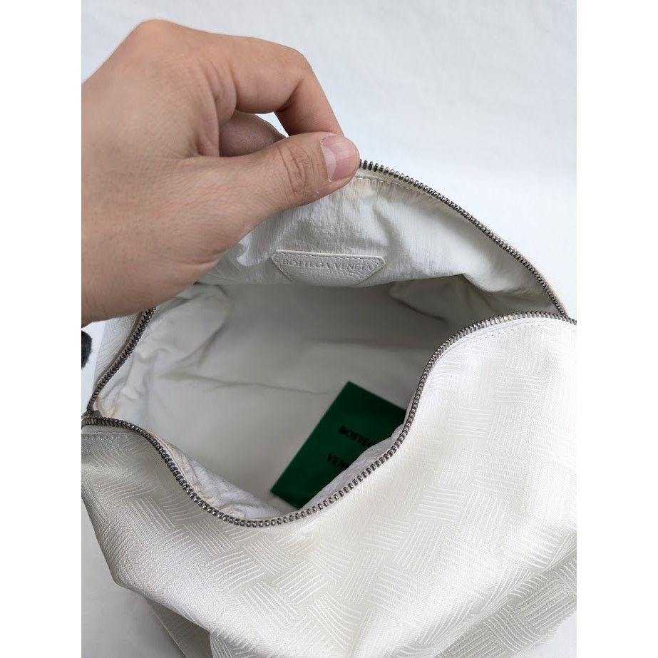 Bottega Veneta o1rshd1 Size: OS / Jacquard Pouch in White/Silver Size ONE SIZE - 8 Thumbnail