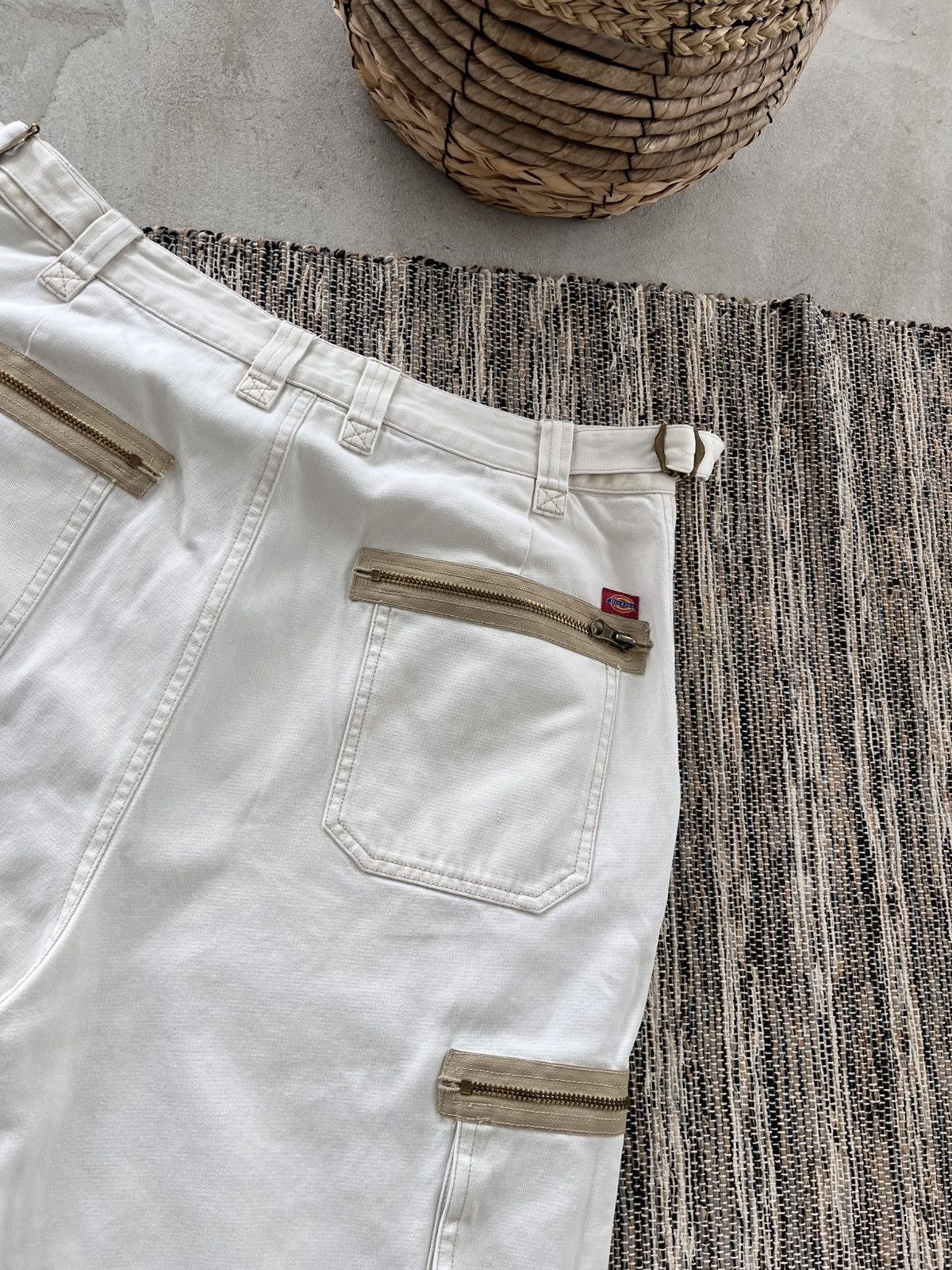 Dickies Vintage Dickies Beige Cargo Shorts Long Multi-Pocket Y2K 34 Size US 34 / EU 50 - 10 Thumbnail