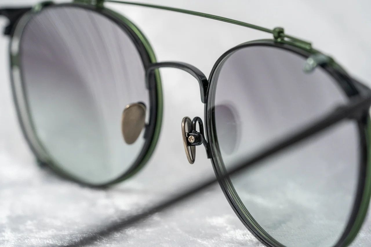 Dior Kris Van Assche Sunglasses Round Shiny Black and Green Size ONE SIZE - 11 Thumbnail