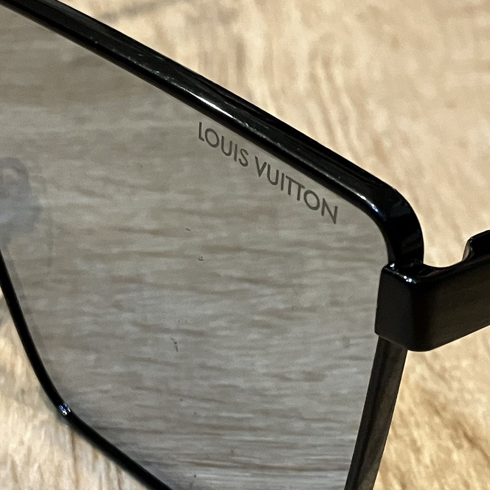Louis Vuitton Louis Vuitton Cyclone Metal Sunglasses Black Silver Mirror Size ONE SIZE - 7 Thumbnail