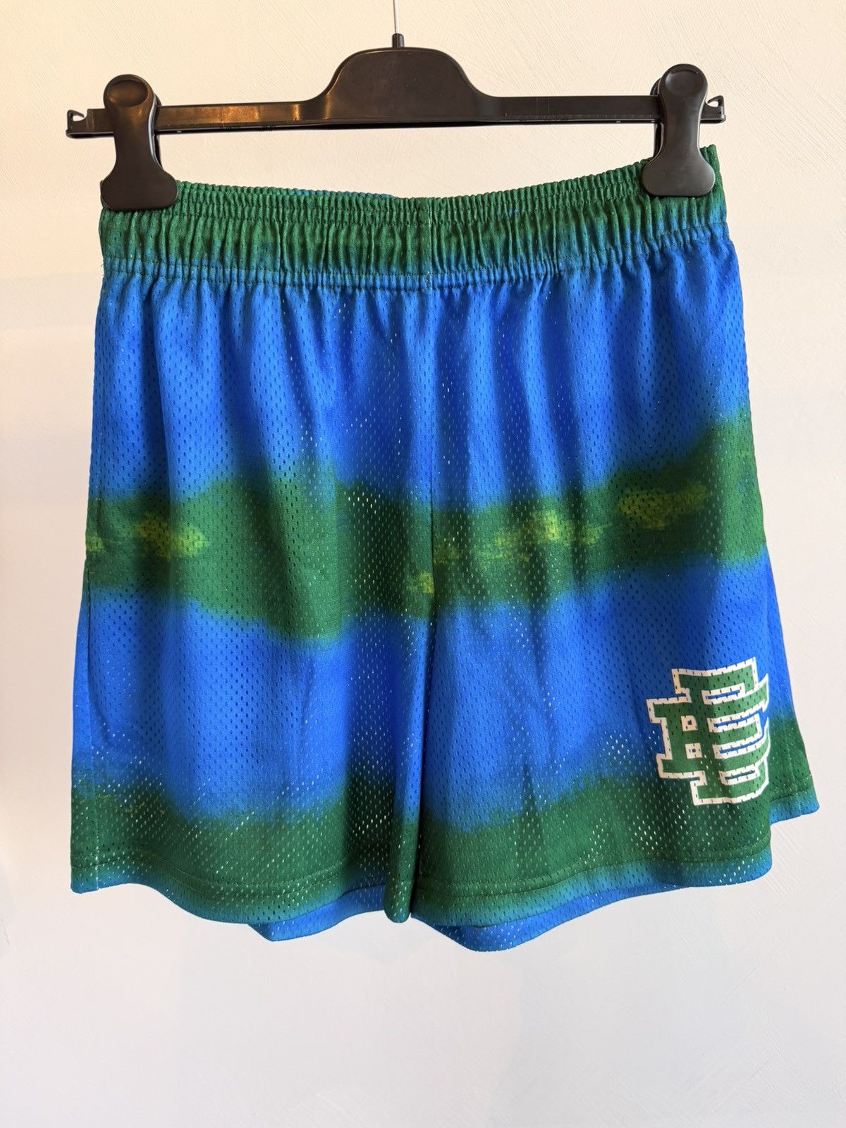 Eric Emanuel ERIC EMANUEL EE MESH SHORTS BLUE/GREEN STRIPE SIZE M Size US 31 - 1 Thumbnail