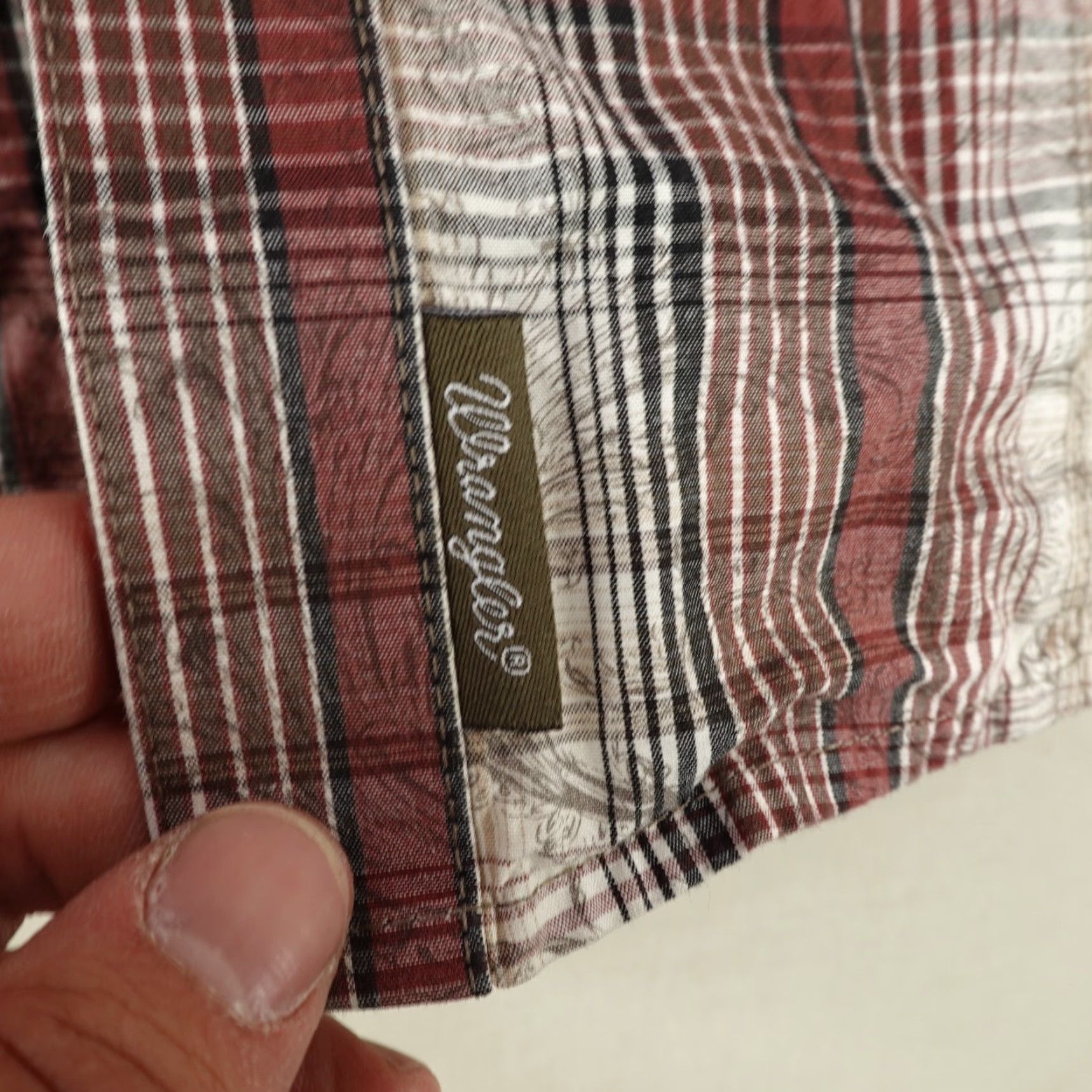 Wrangler VINTAGE Wrangler Shirt Mens Medium Red Beige Plaid Paisley Retro Western Pearl Snap Size US M / EU 48-50 / 2 - 6 Thumbnail