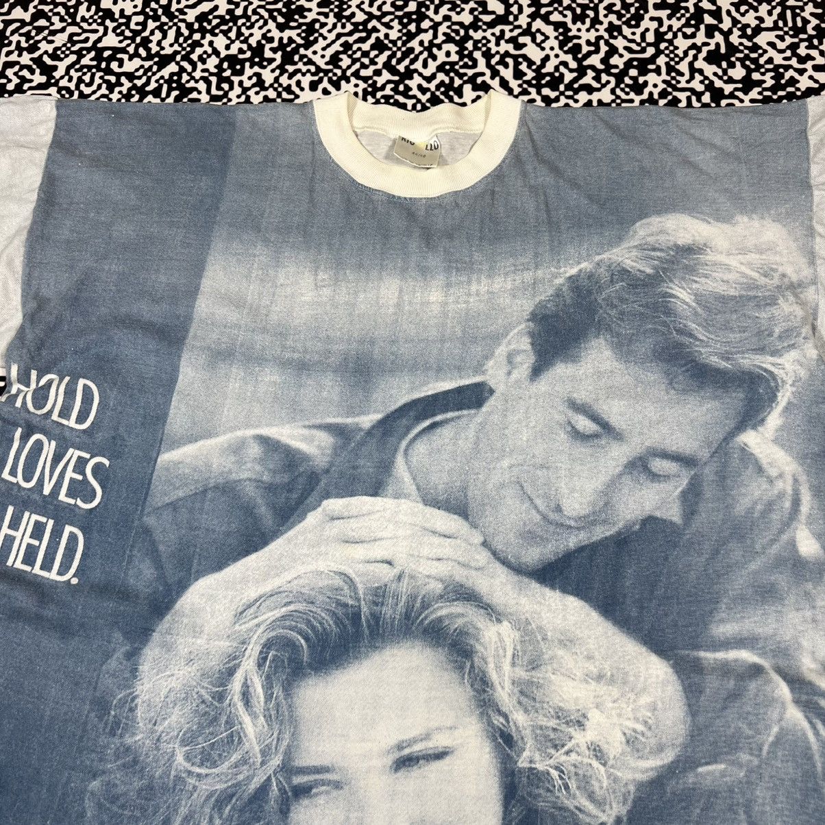 Vintage Vintage 90s RARE 9 ½ Weeks Movie All Over Print Art T-shirt Size US XXL / EU 58 / 5 - 6 Thumbnail