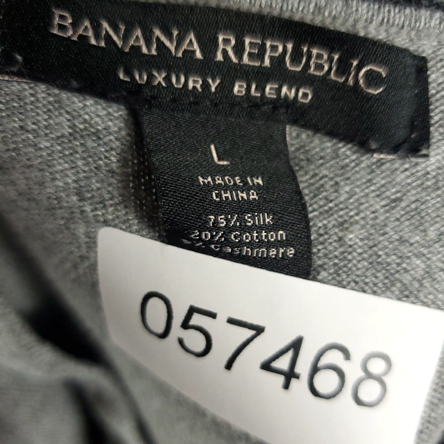 Banana Republic Banana Republic Sweater Mens Large Gray Silk Cashmere Pullover V-Neck Long Sleeve Size US L / EU 52-54 / 3 - 8 Thumbnail