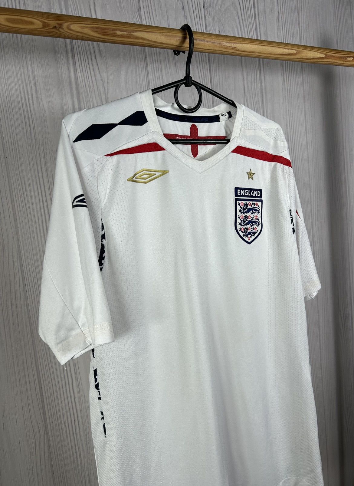 Umbro Umbro England 2007/2009 Football Shirt Soccer Jersey Size M Size US M / EU 48-50 / 2 - 2 Thumbnail