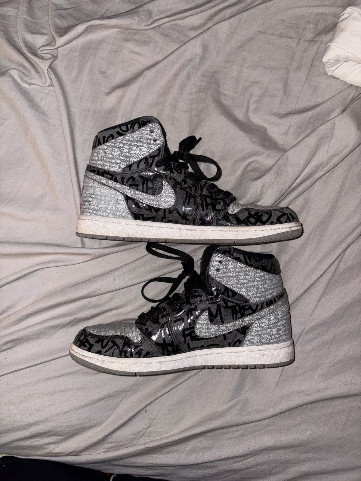 Nike Air jordan 1 high og rebellionaire Size US 10 / EU 43 - 2 Thumbnail