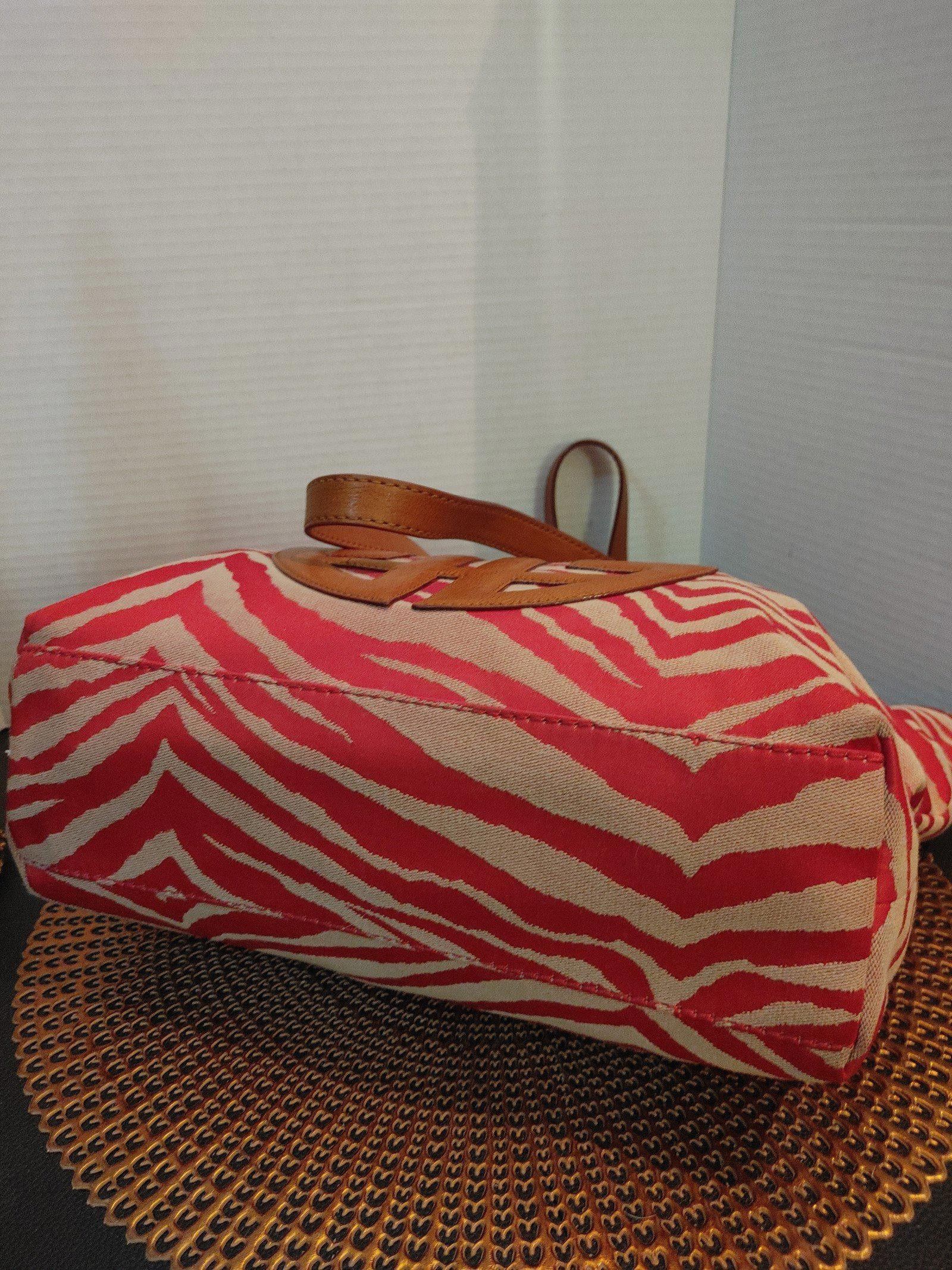 Designer Antonio Melani Zebra Striped Becky Tote Size ONE SIZE - 6 Thumbnail