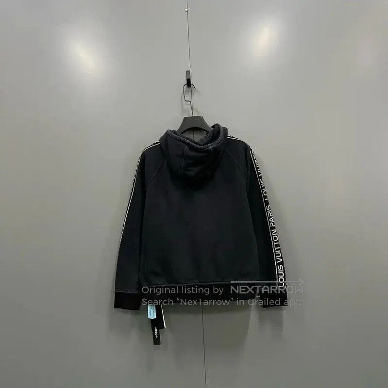 Louis Vuitton Louis Vuitton Black Cotton Pullover Hoodie . Size US L / EU 52-54 / 3 - 2 Thumbnail