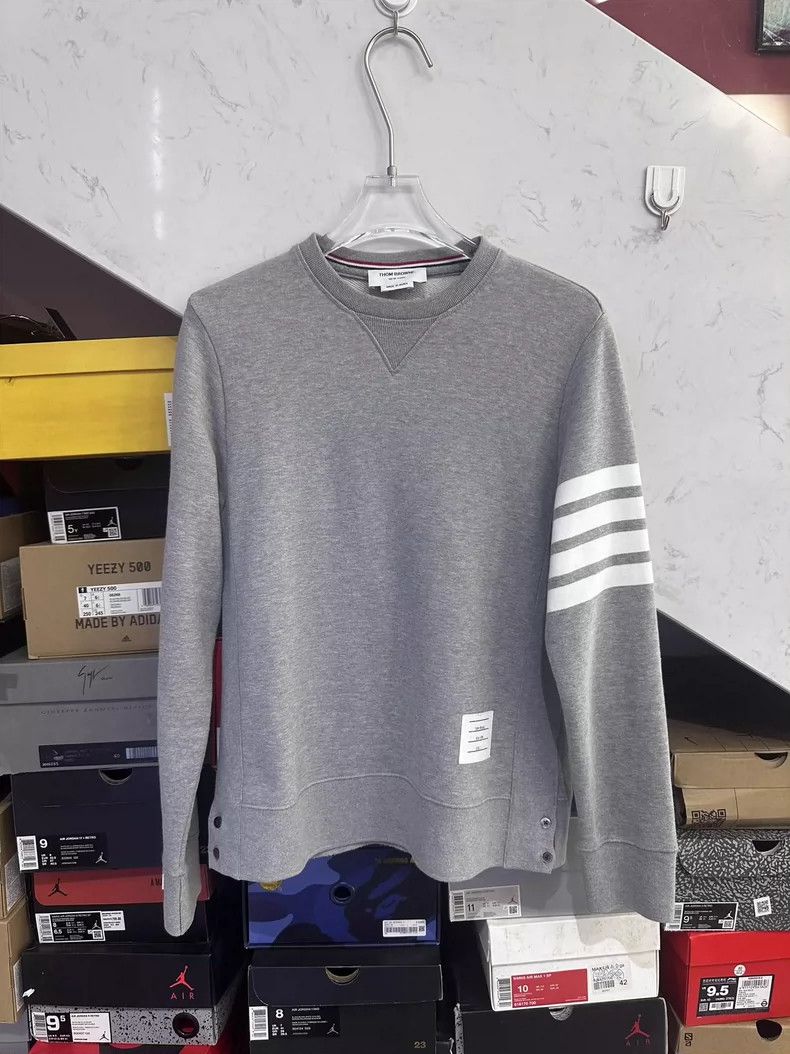 Thom Browne Thom Browne White stripes on the arm Gray sweatshirt 2506-N Size US M / EU 48-50 / 2 - 1 Thumbnail