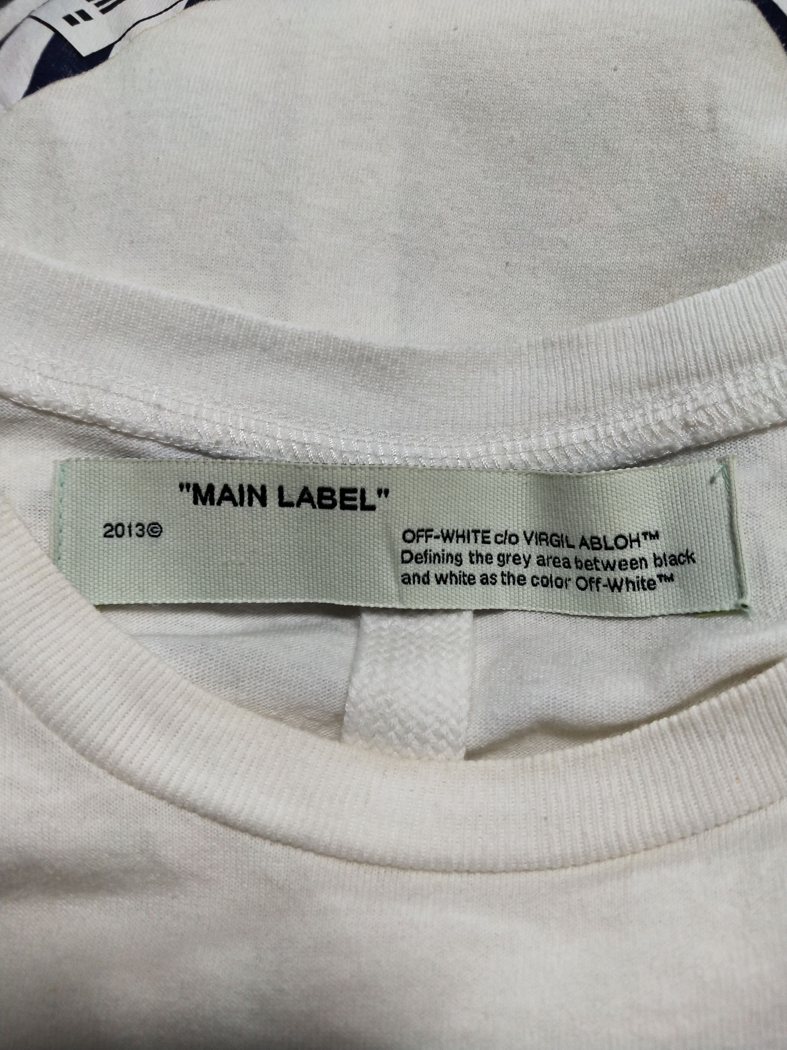 Off-White Airport Tape L/S Tee Size US M / EU 48-50 / 2 - 4 Thumbnail