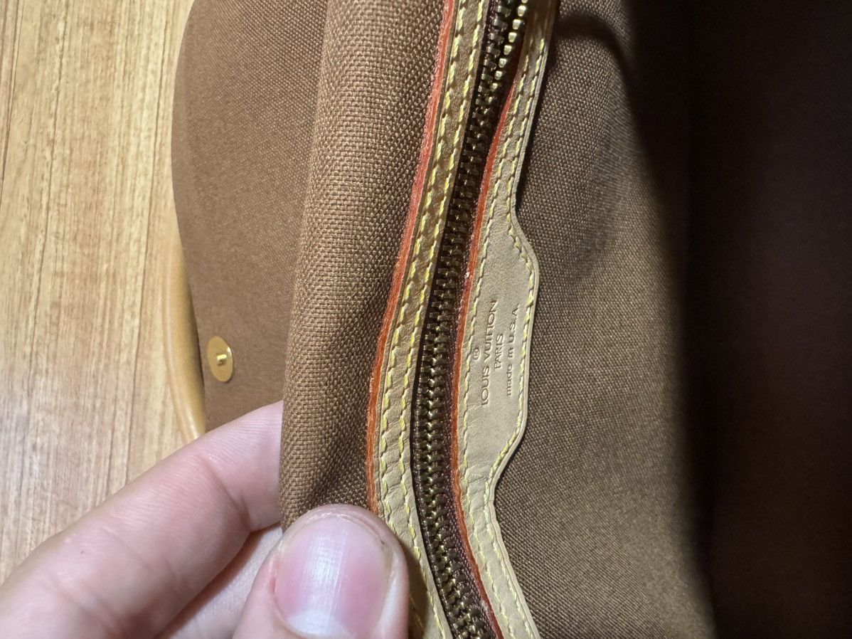 Louis Vuitton Louis Vuitton Looping Hobo Bag Mini Brown Leather Size ONE SIZE - 6 Thumbnail
