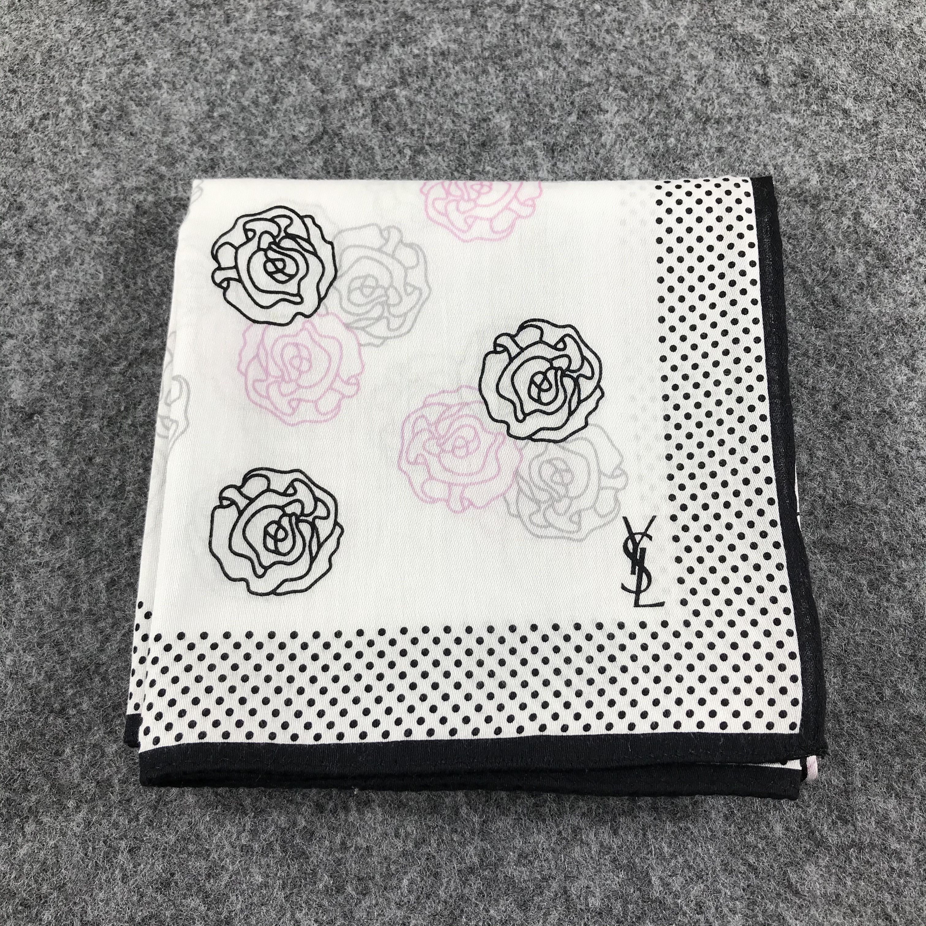 Yves Saint Laurent YSL Roses Handkerchief Neckerchief Bandana H375 Size ONE SIZE - 5 Thumbnail