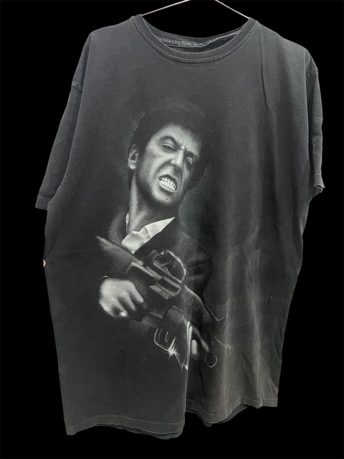 Vintage 90s Scarface Tony Montana movie Tee Thrashed Faded