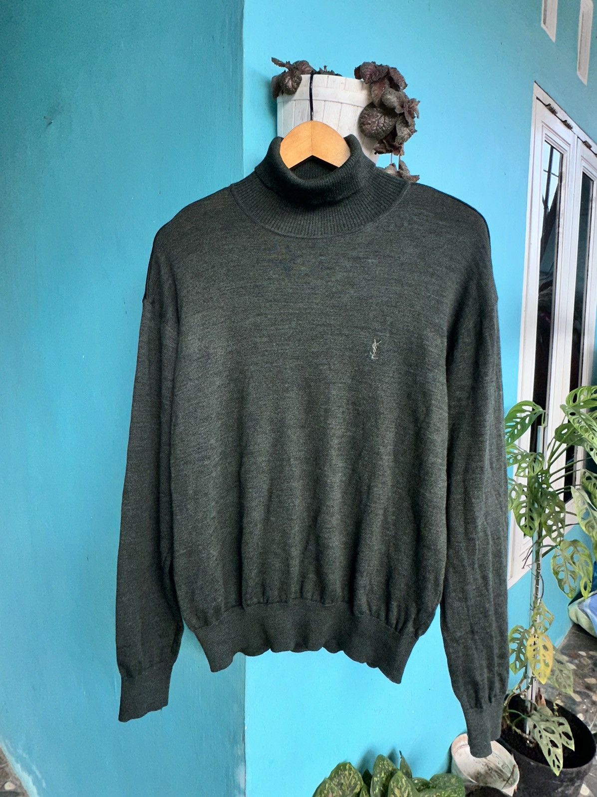 image of Vintage YVES Saint Laurent Knitwear in Green, Men's (Size XL)