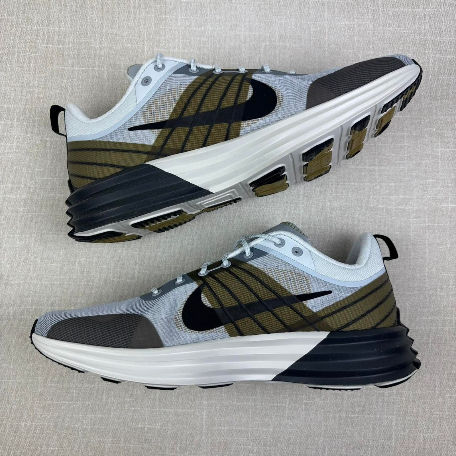 Nike 🌵 2024 Nike Lunar Roam "Platinum Tint Desert Moss" 11.5M Size US 11.5 / EU 44-45 - 4 Thumbnail