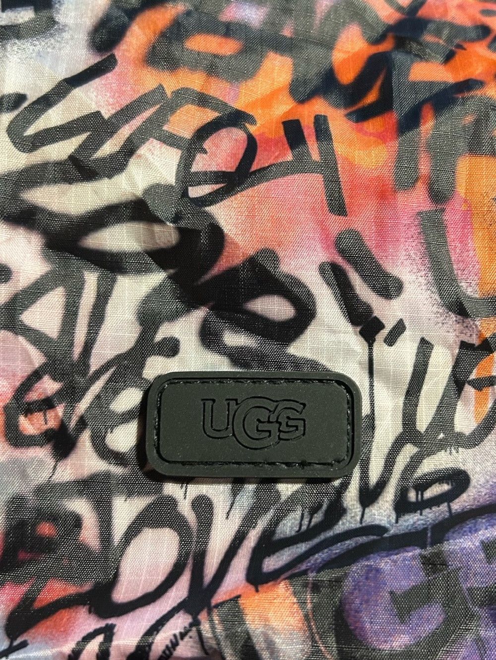 Ugg Ugg Graffiti Pouch Alandra Parachute Bag Tote Backpack Size ONE SIZE - 7 Thumbnail