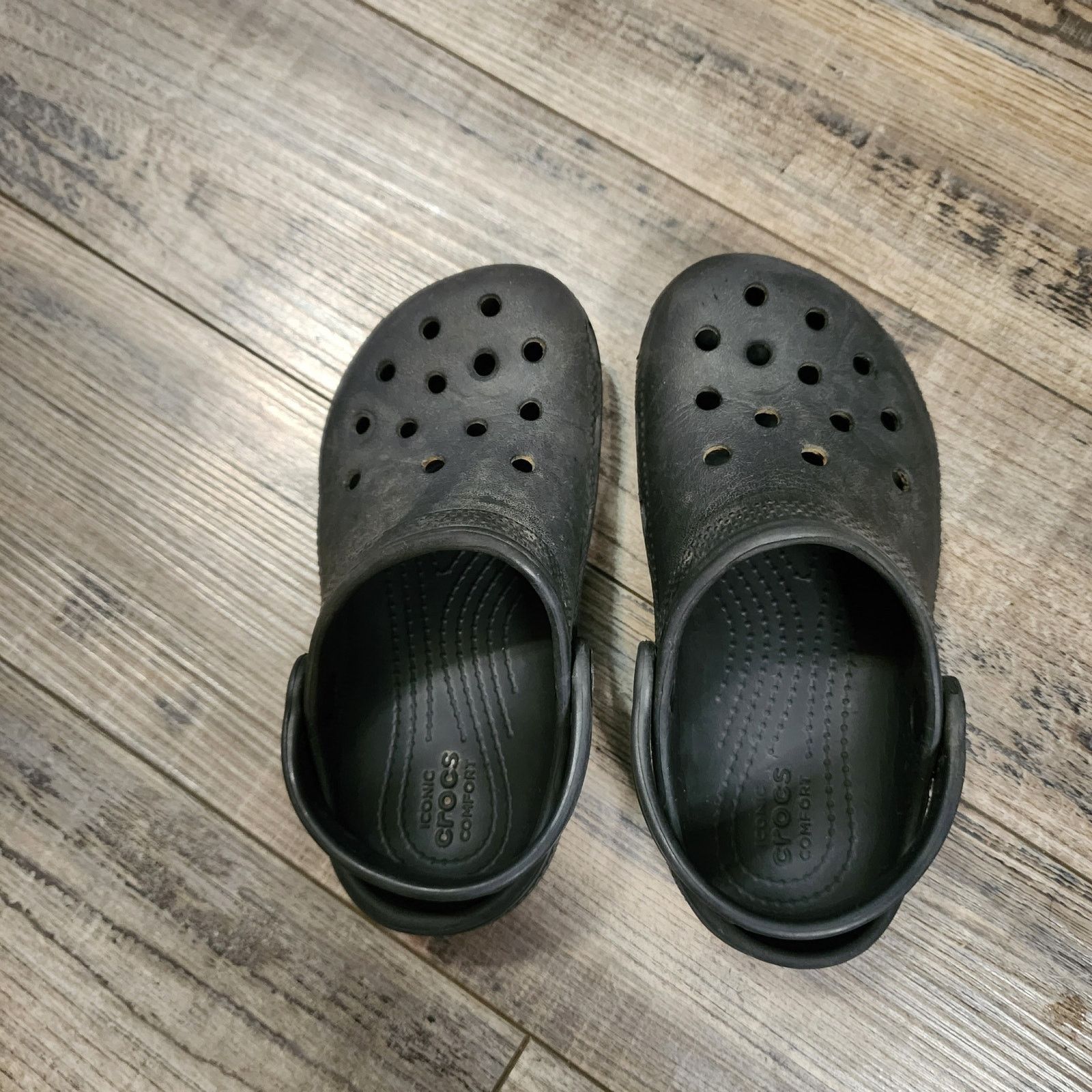 Crocs Black Crocs children kids size C12 sandals shoes Bx 39 Size US 12 / EU 45 - 1 Thumbnail