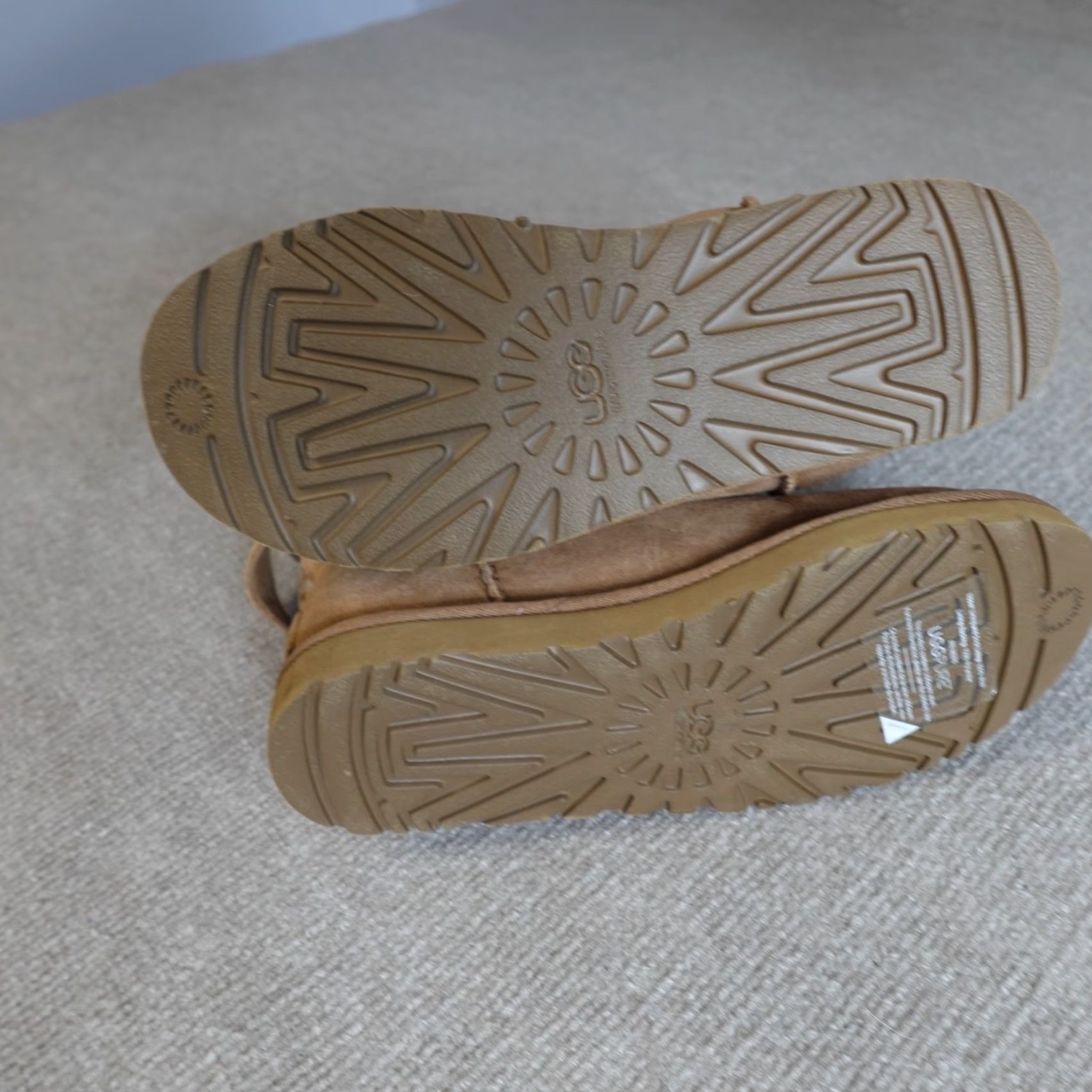 Ugg VINTAGE UGG Womens Boots 7 Beige Suede Shearling Wool Lined Remora NEW READ Size US 7 / IT 37 - 6 Thumbnail