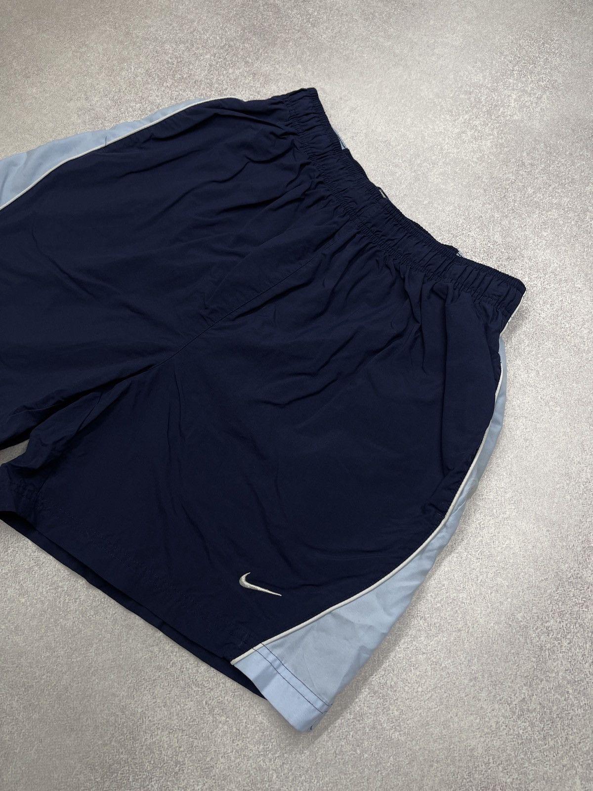 Nike Vintage Nike Nylon Shorts Navy Drill ACG TECH Size XL Size US 36 / EU 52 - 3 Thumbnail