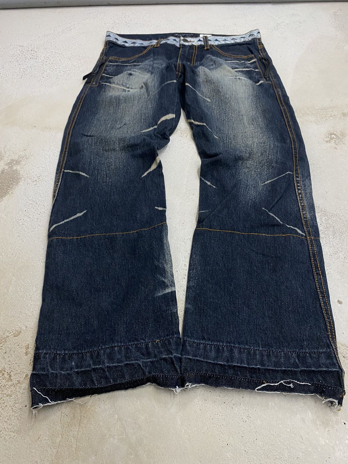 If Six Was Nine × Japanese Brand × Le Grande Bleu (L.G.B.) Flare In the Attic Japan Mud Washed Whisker Honeycomb Size US 32 / EU 48 - 3 Thumbnail