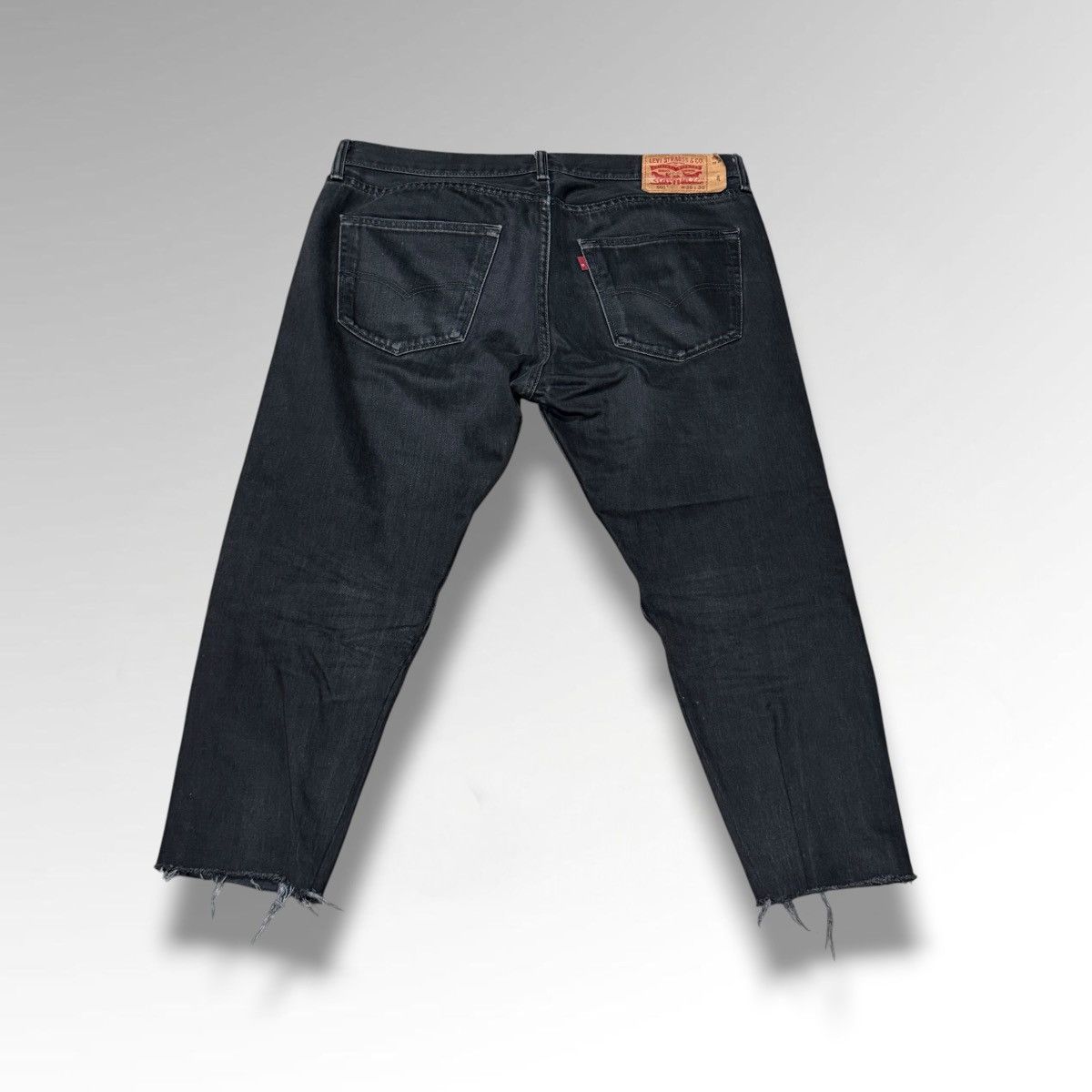 Levi's Levi’s 501 Cropped Faded Black Denim Jeans Size US 36 / EU 52 - 2 Thumbnail