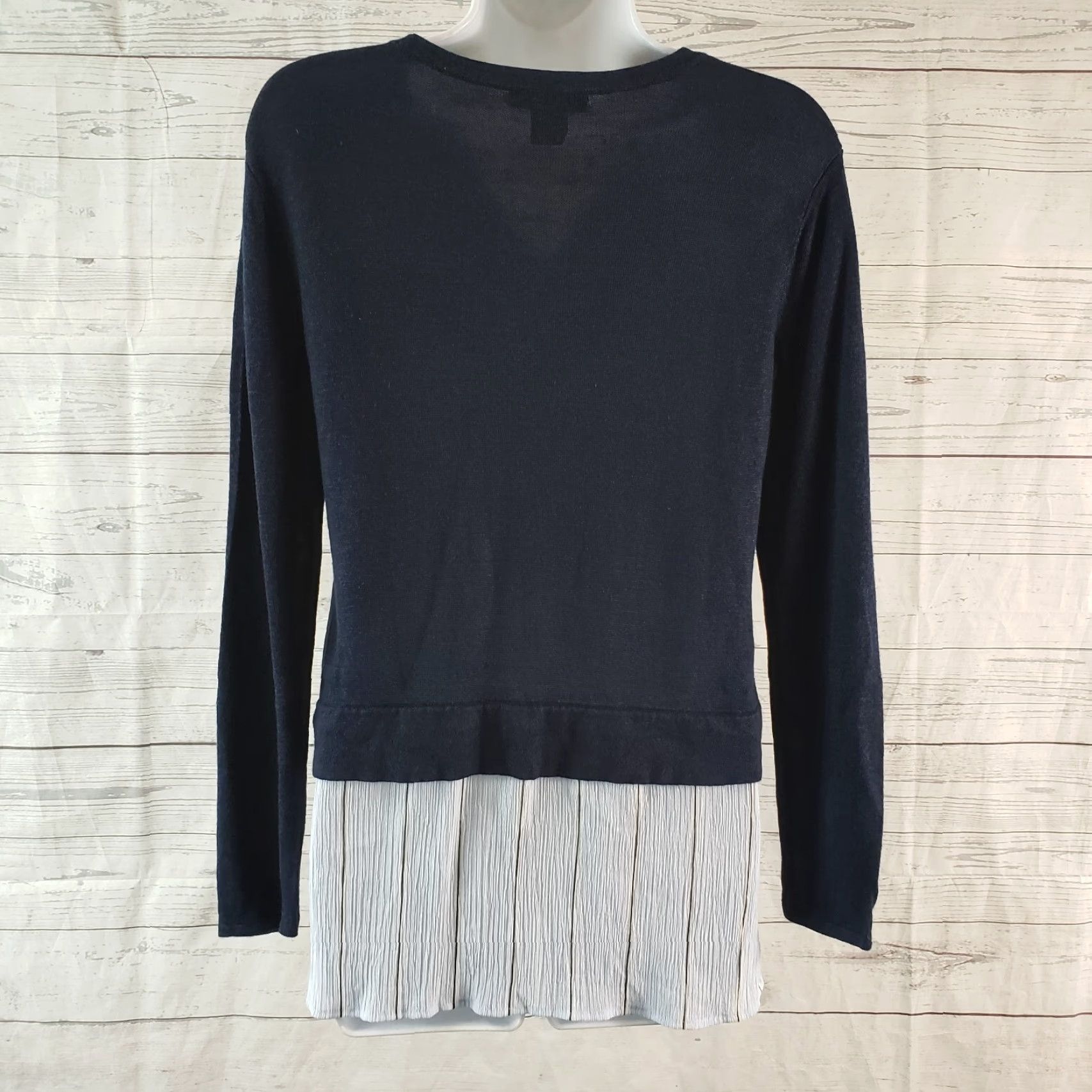 Club Monaco Club Monaco Womens Top Blouse Size S Small Blue Long Sleeve V-Neck Mens Womens Size S / US 4 / IT 40 - 4 Thumbnail