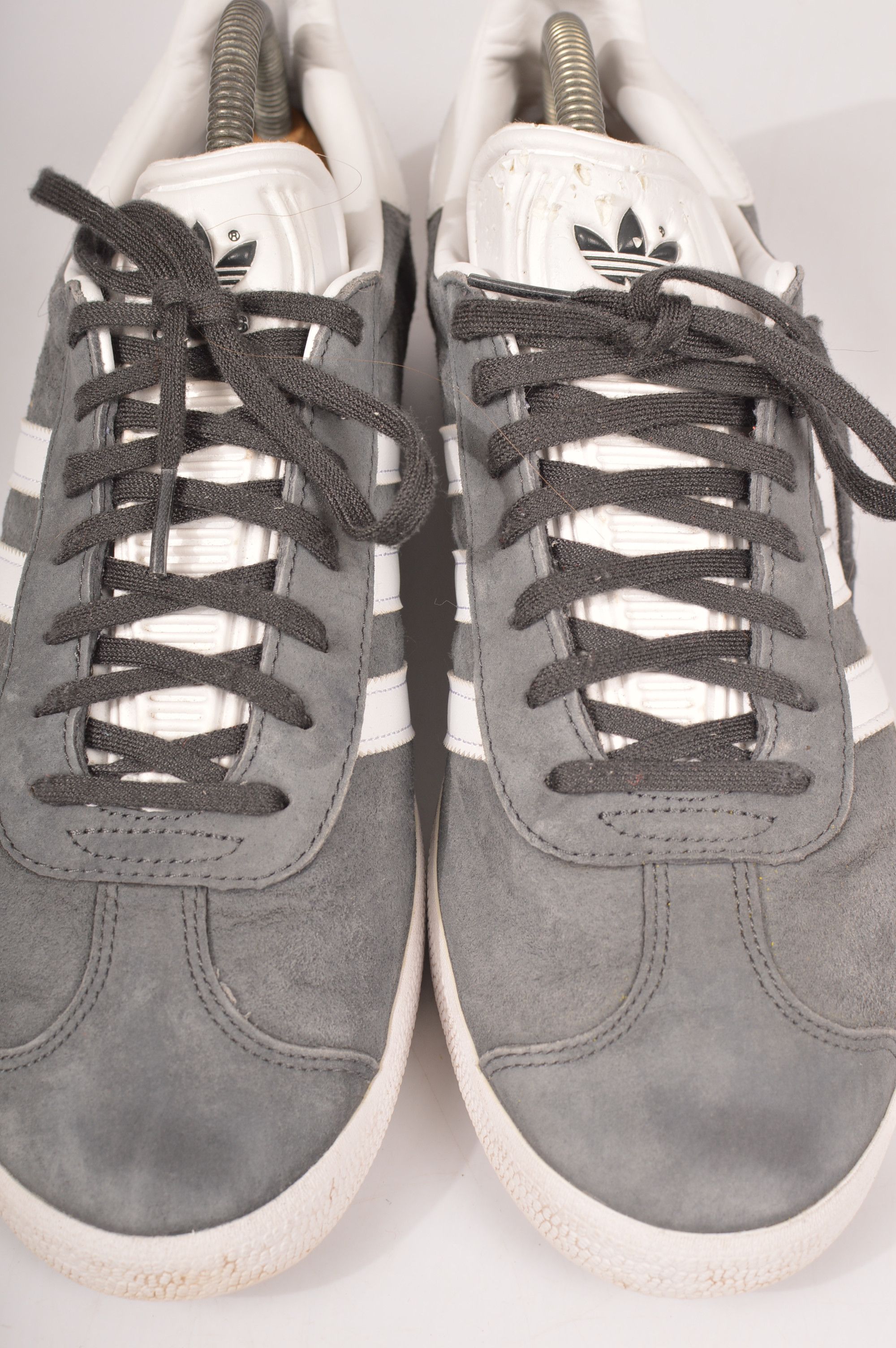 Adidas Adidas Gazelle Solid Grey Low-Top Sneakers Size US 9.5 / EU 42-43 - 3 Thumbnail