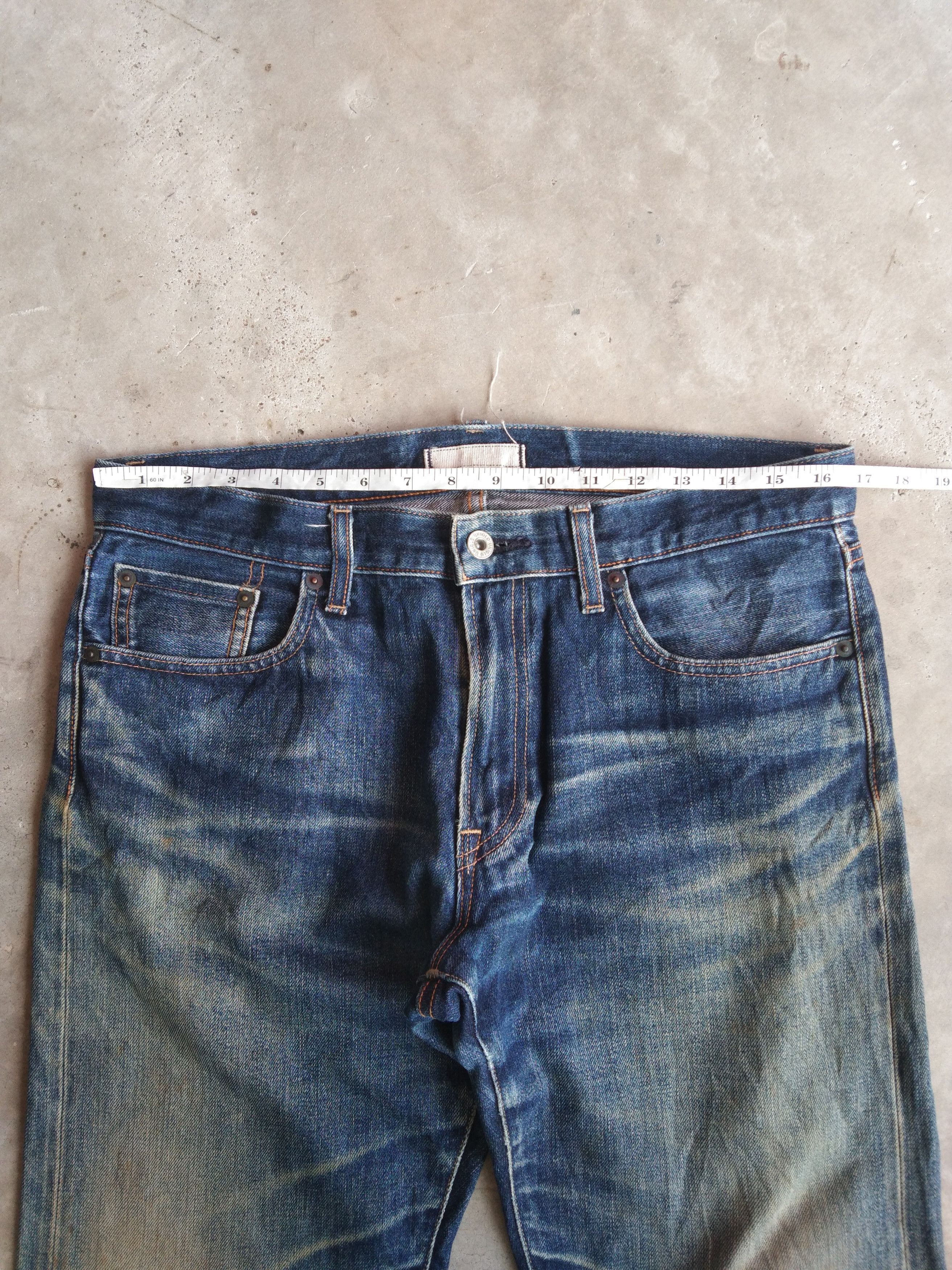 Japanese Brand Vintage Dirty Uniqlo Redline Selvedge Distressed Jeans 30x29 Size US 33 - 7 Thumbnail