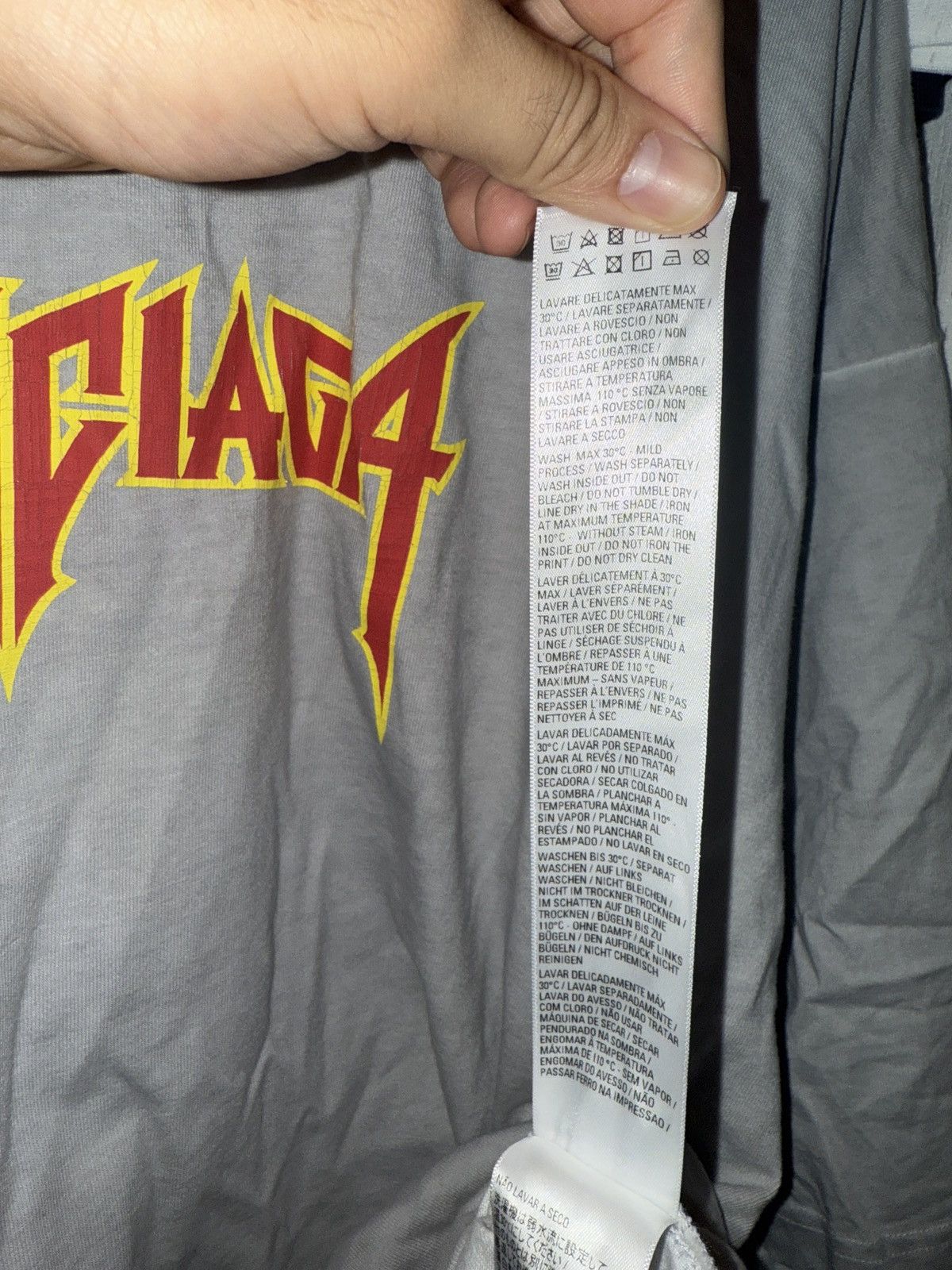 Balenciaga Balenciaga Metal Vintage Oversized T-Shirt Size US L / EU 52-54 / 3 - 13 Thumbnail