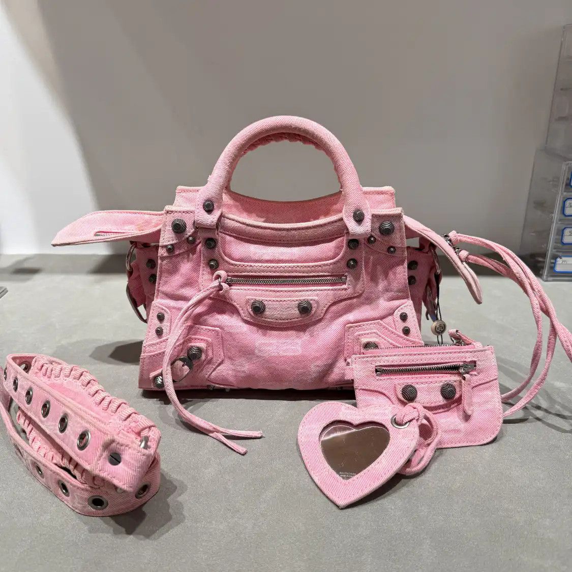 Balenciaga BALENCIAGA Neo Cagole City ultra Small pink sheepskin stud fringe Motorcycle cro Size ONE SIZE - 1 Thumbnail