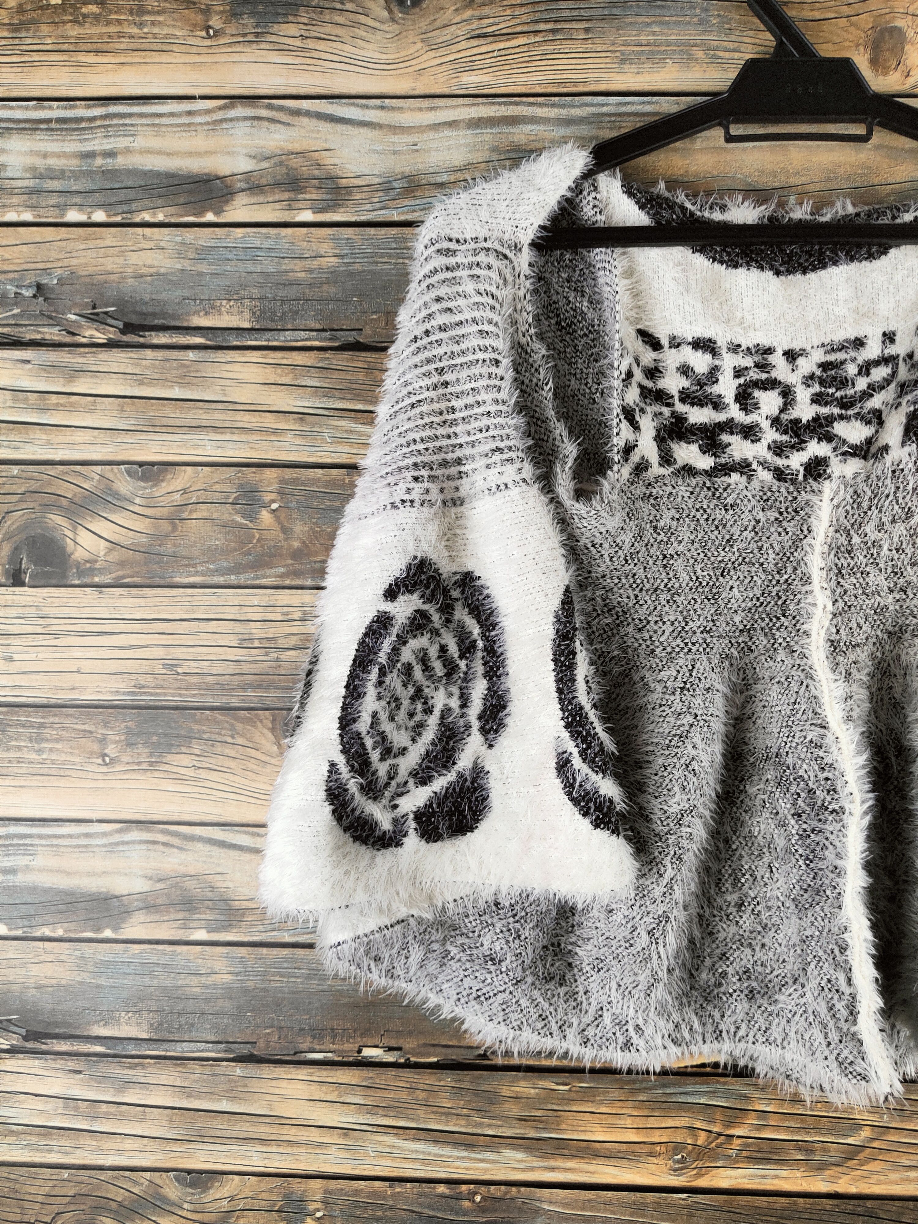 Japanese Brand DL Todo Black White Fur Mohair Knitwear #46-985 Size S / US 4 / IT 40 - 3 Thumbnail