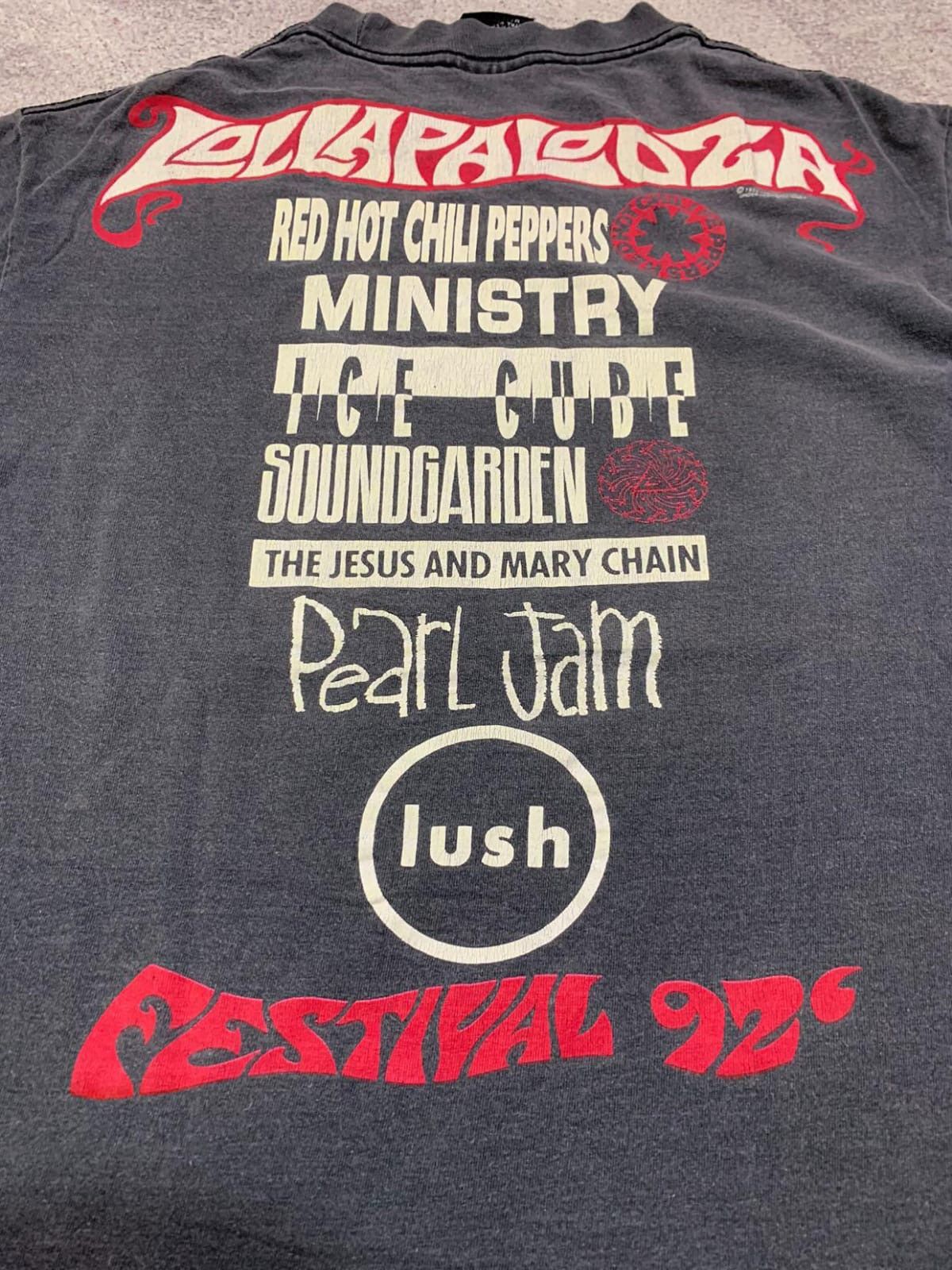 Band Tees LOLLAPALOOZA VINTAGE '92 Size US M / EU 48-50 / 2 - 3 Thumbnail