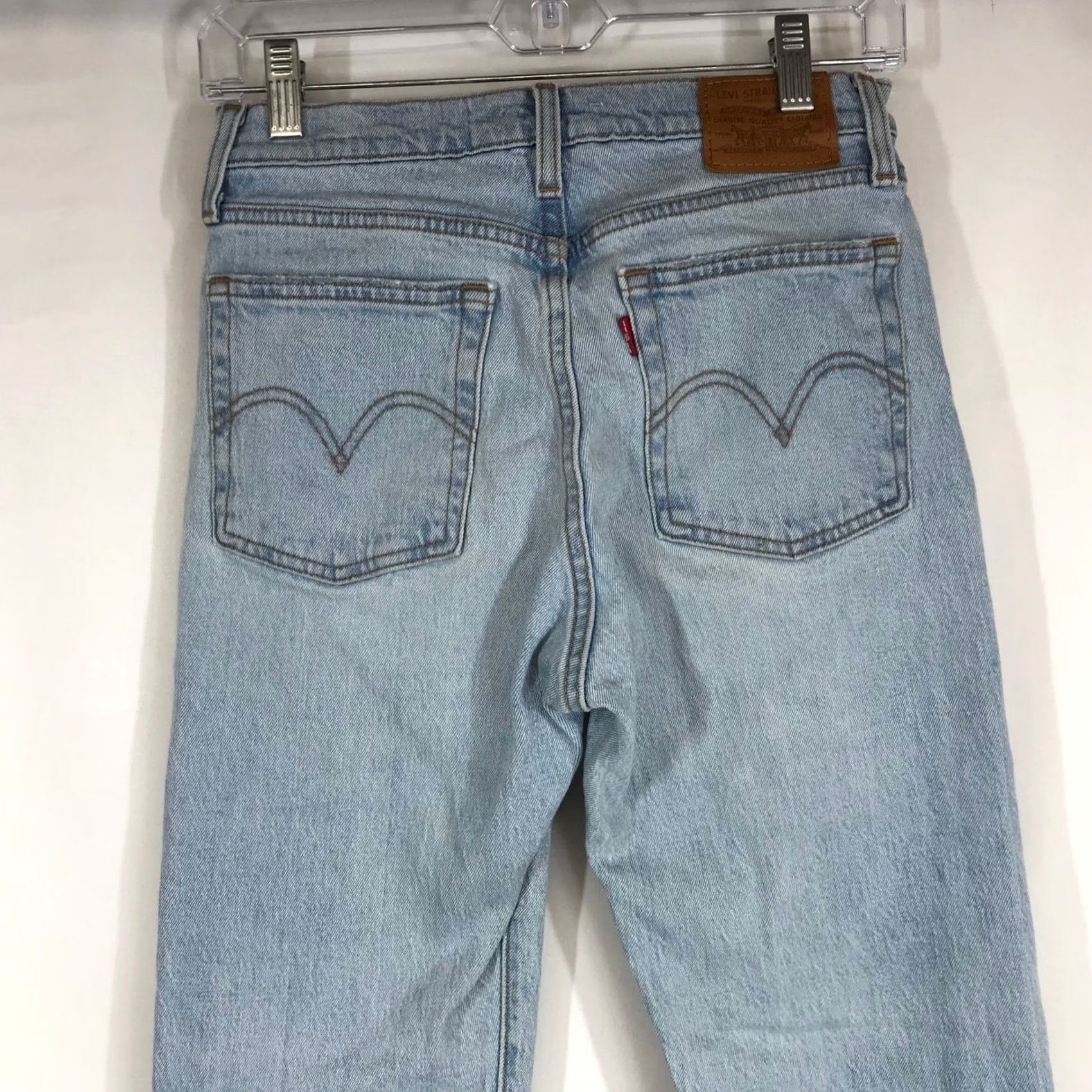 Vintage Levi's Premium Wedgie Straight Jeans Light Wash Blue High Rise Denim Size 26 Women's 5-Pocket Size 26" / US 2 / IT 38 - 5 Thumbnail