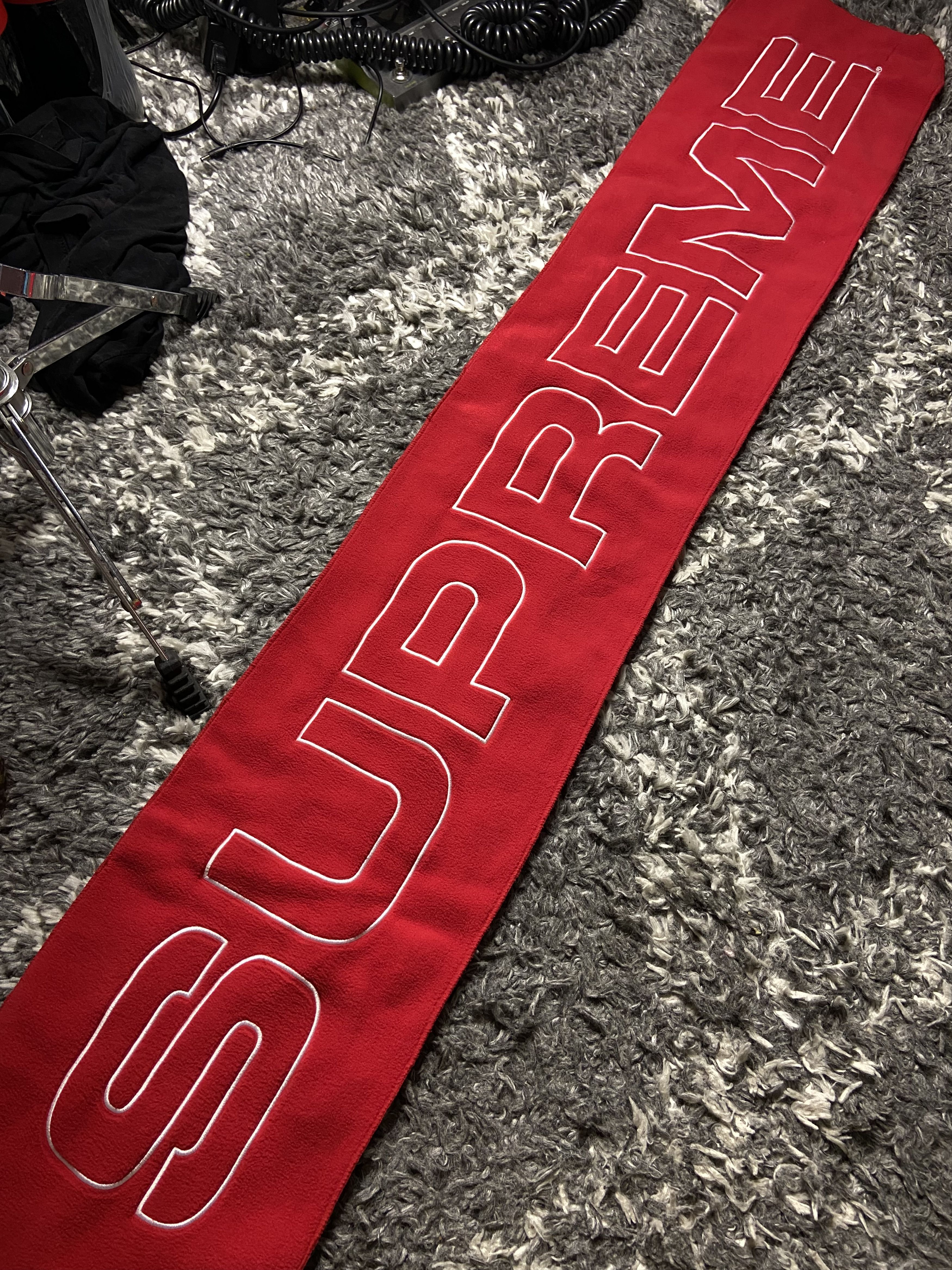 Supreme Supreme Polartec Logo Scarf in Red Polartec 200 Fleece FW17 Size ONE SIZE - 2 Thumbnail