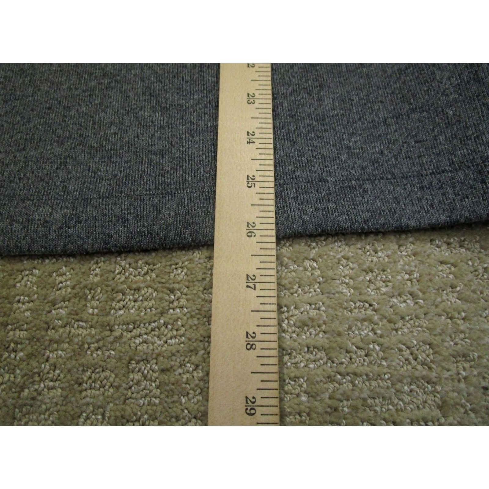 Rhone Rhone Pullover Mens Medium Gray Quarter Zip Sweater Athletic Performance Layer Size US M / EU 48-50 / 2 - 6 Thumbnail